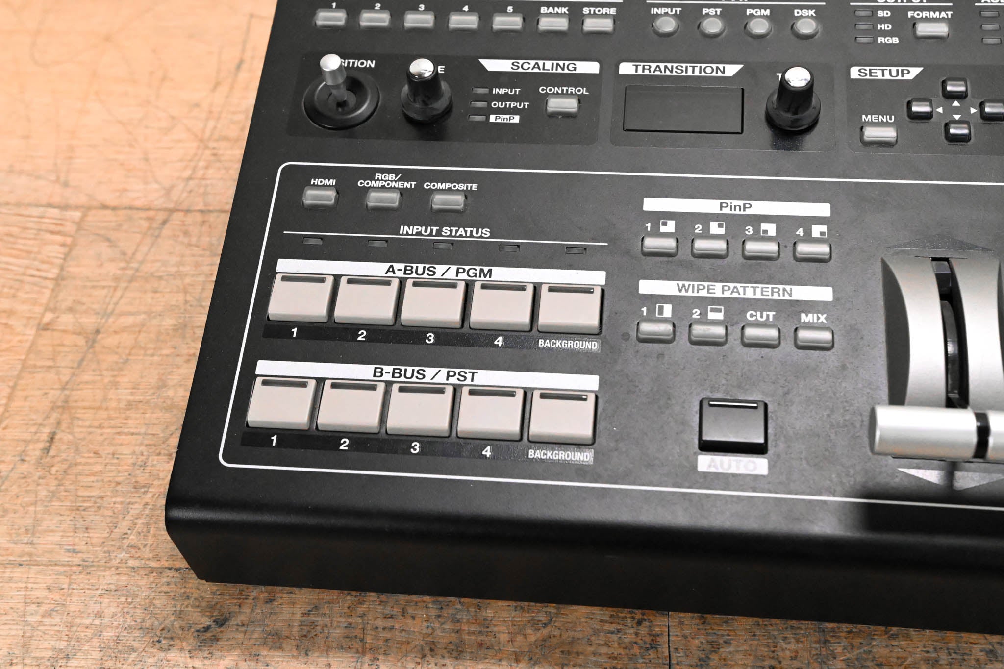 Roland V-40HD Multi-Format Video Switcher (NO POWER SUPPLY) CG01KS3