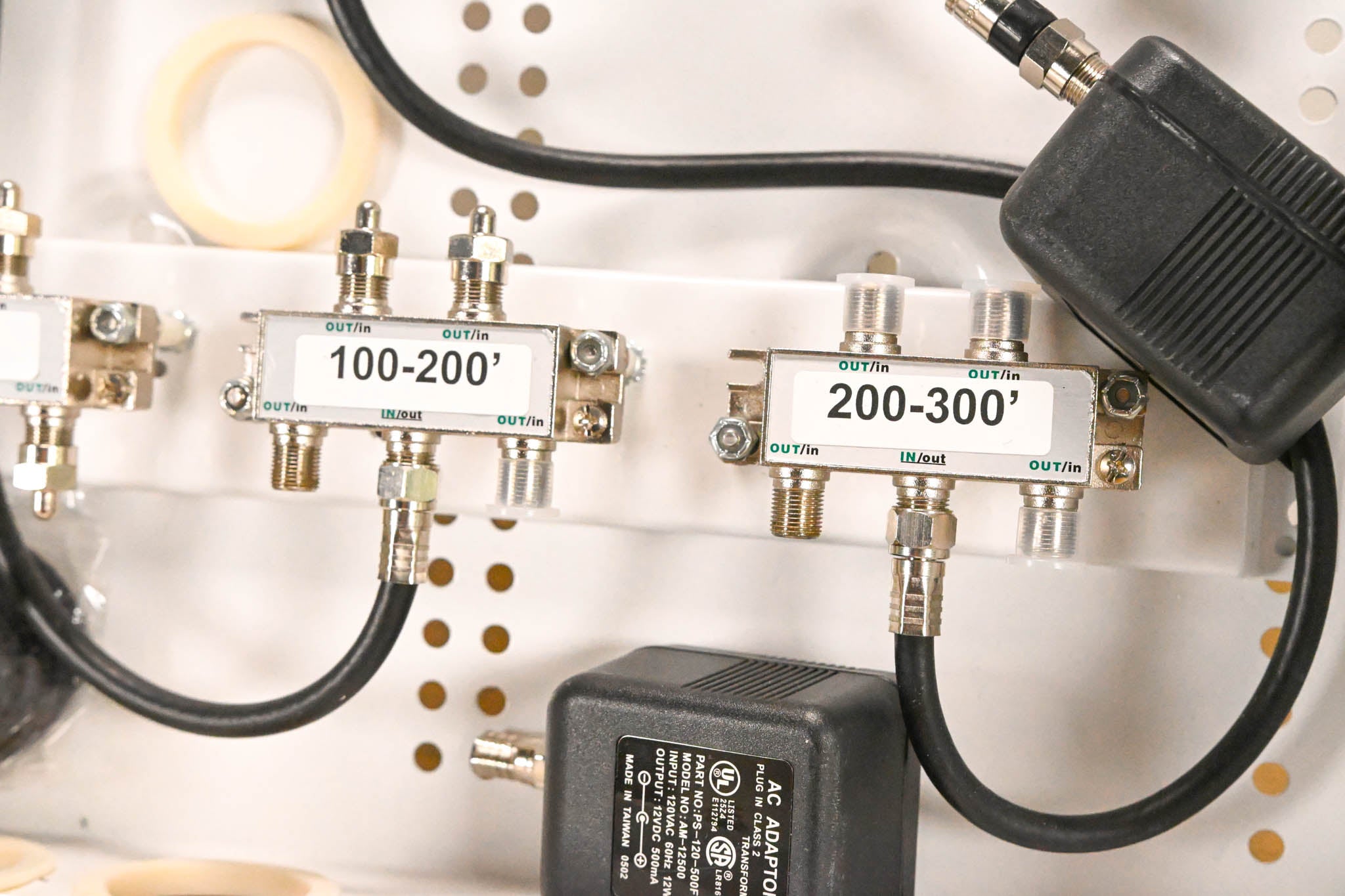 Channel Vision DP-3/12-II Amplified RF Coax Distribution Panel