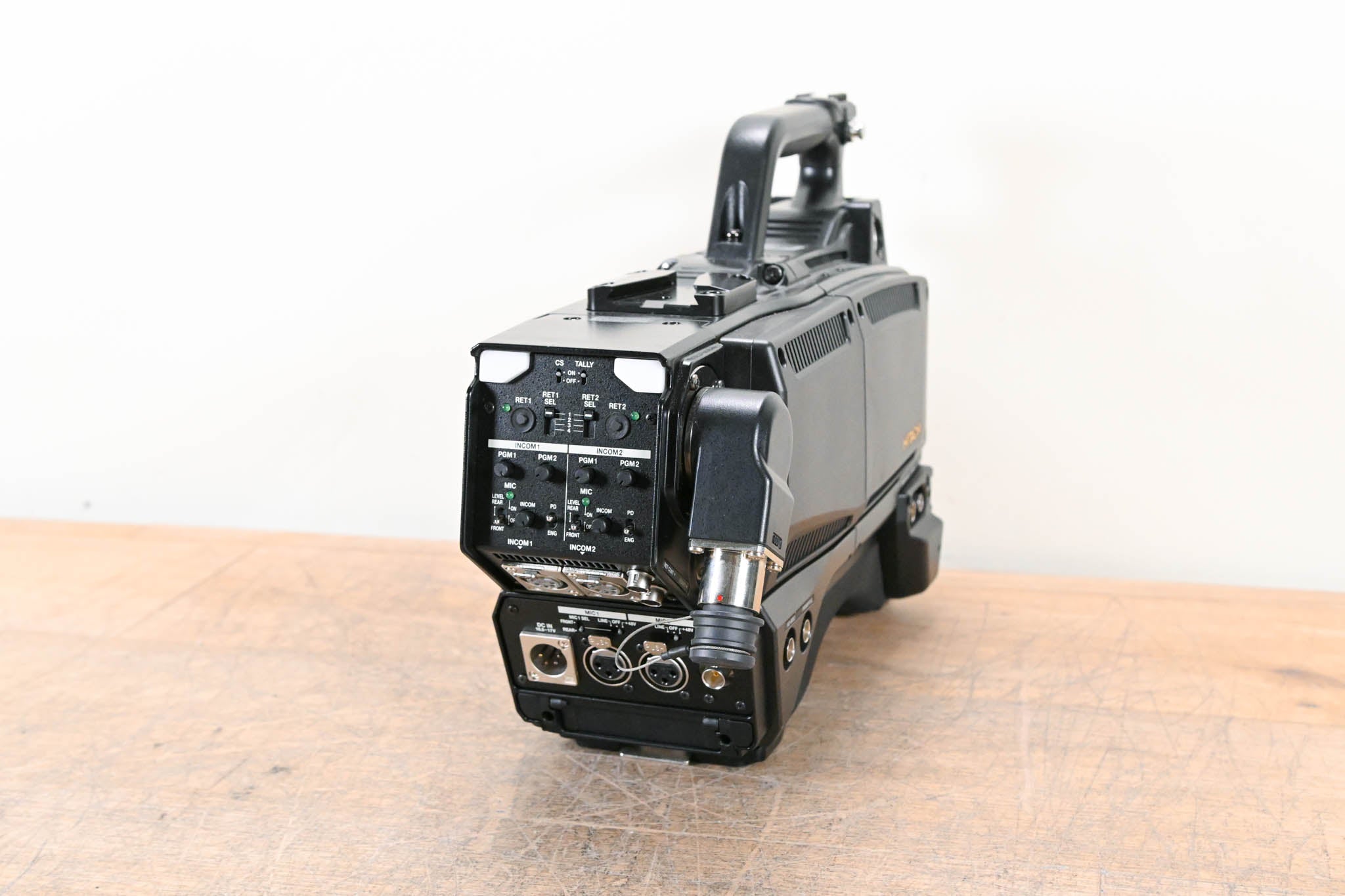 Hitachi Z-HD5000 HDTV Camera with CA-HF1000 Camera Adaptor CG009CN