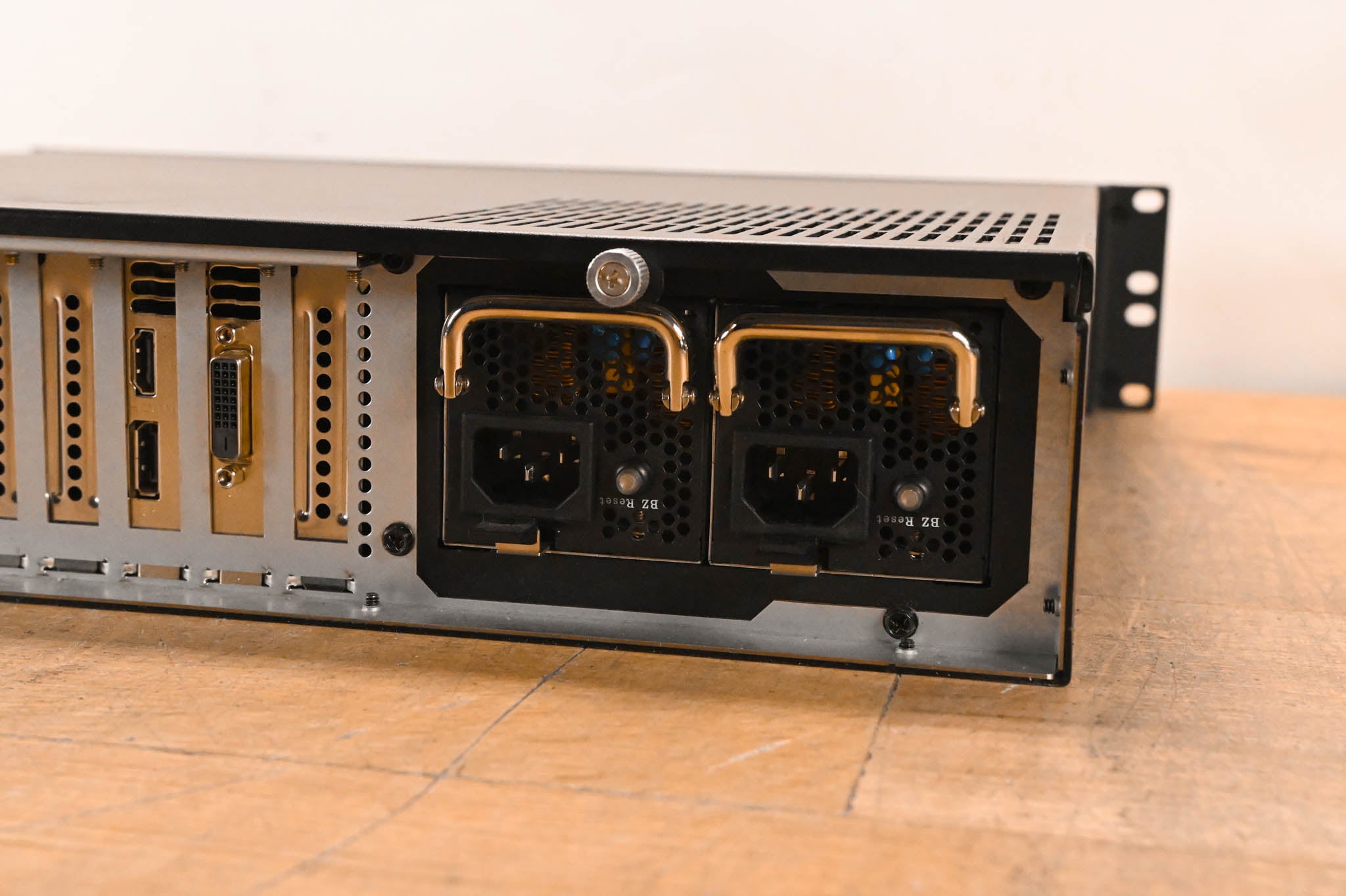 Living As One (Resi) Multisite Decoder 2U Rackmount Streaming Receiver