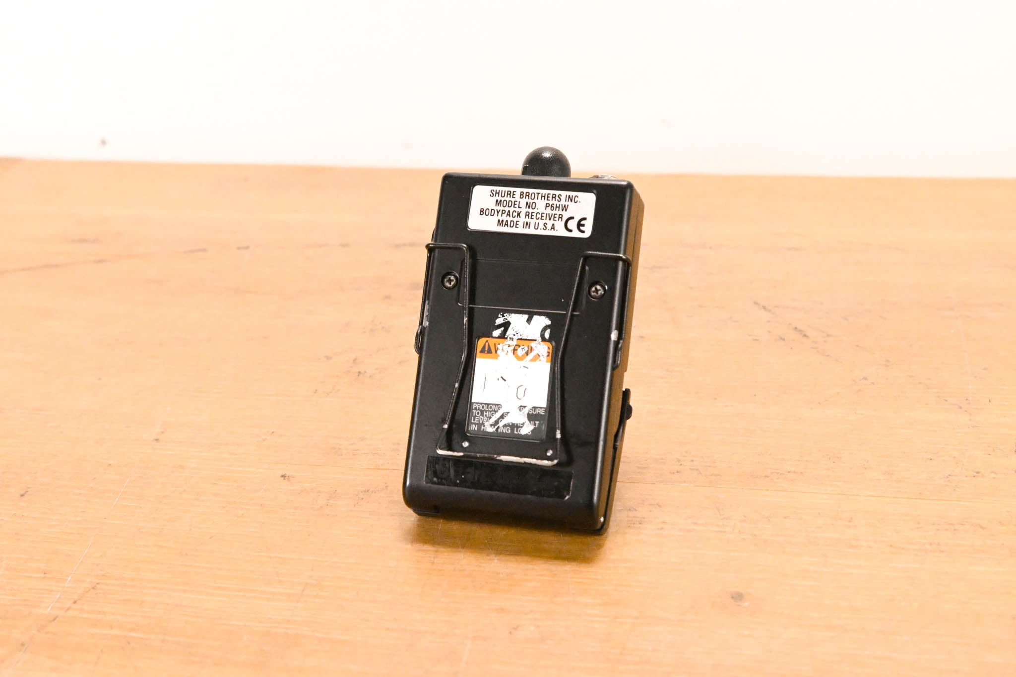 Shure P6HW Wired Bodypack Receiver