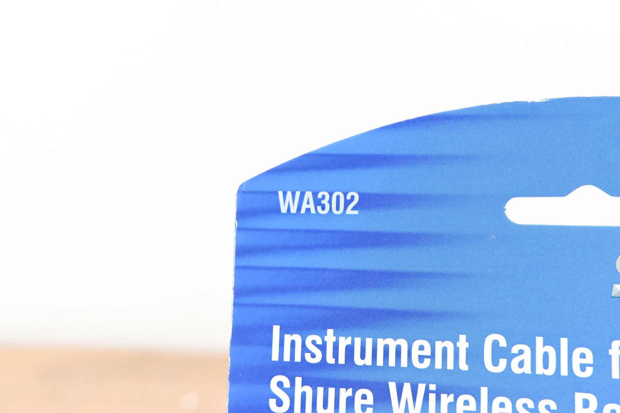 Shure WA302 TA4F to 1/4" Instrument Cable for Wireless Bodypacks - 2.5'