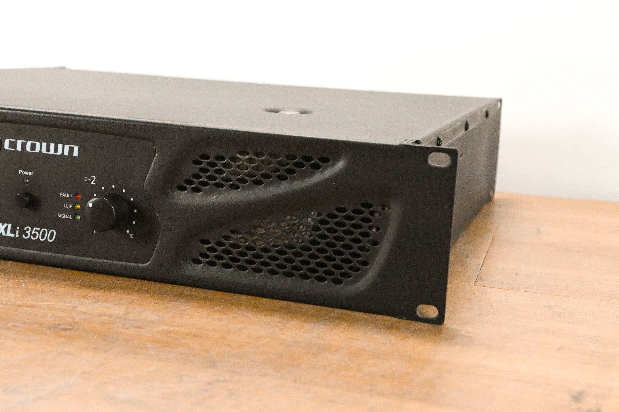 Crown XLi 3500 2-Channel 1350W Power Amplifier