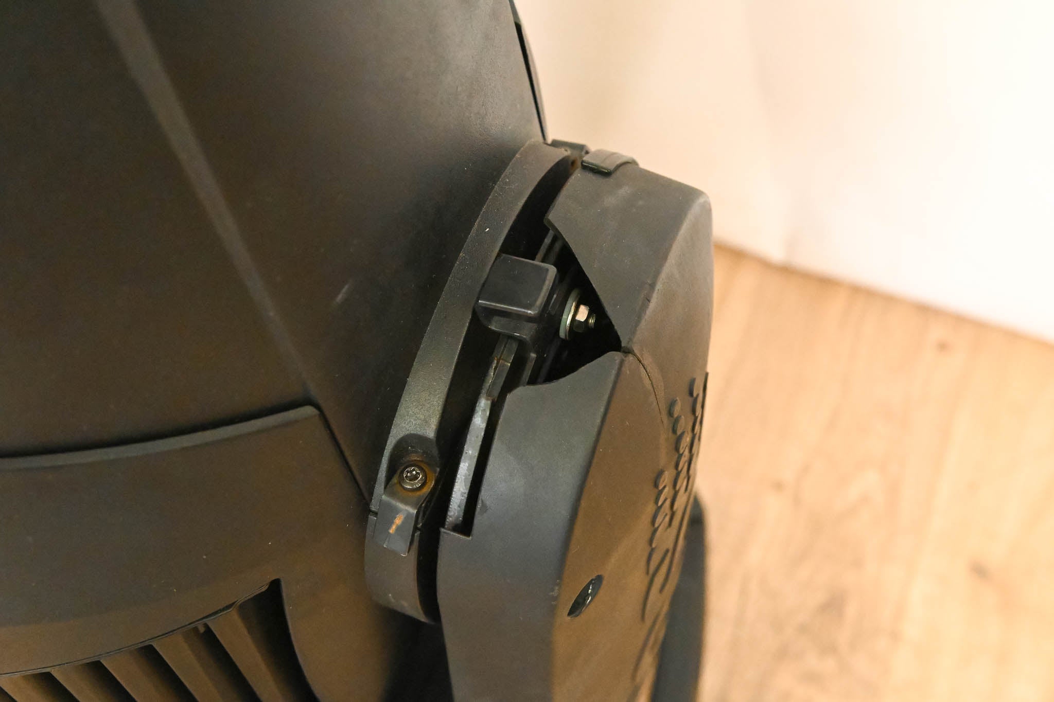 SGM G-Spot LED Moving Head (NO POWER CABLE)