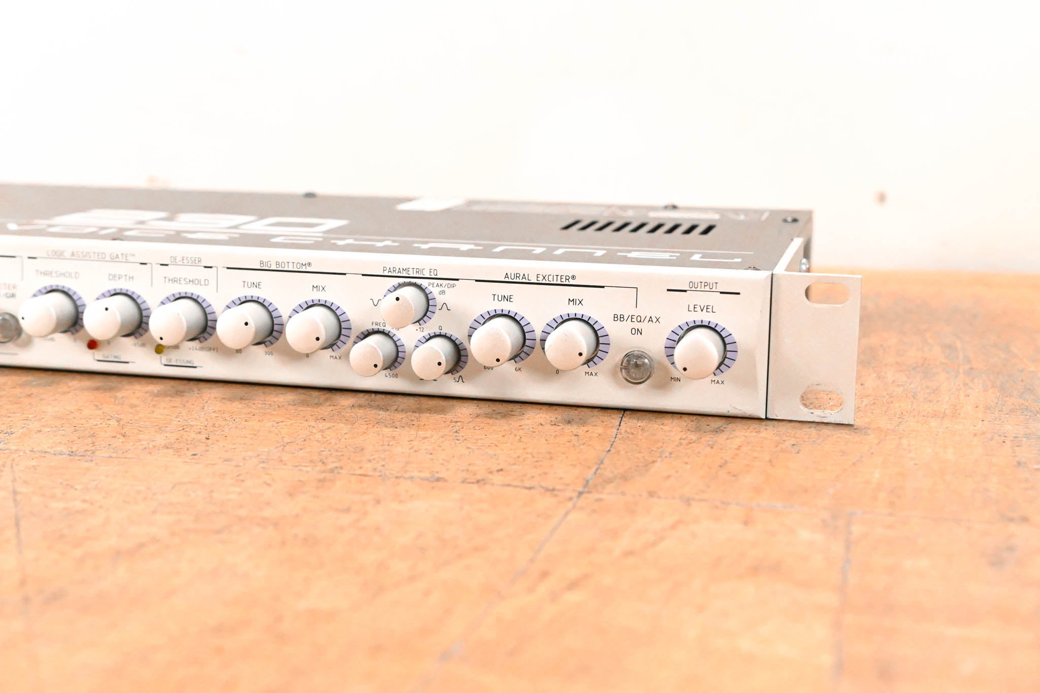 Aphex 230 Master Vocal Channel Strip