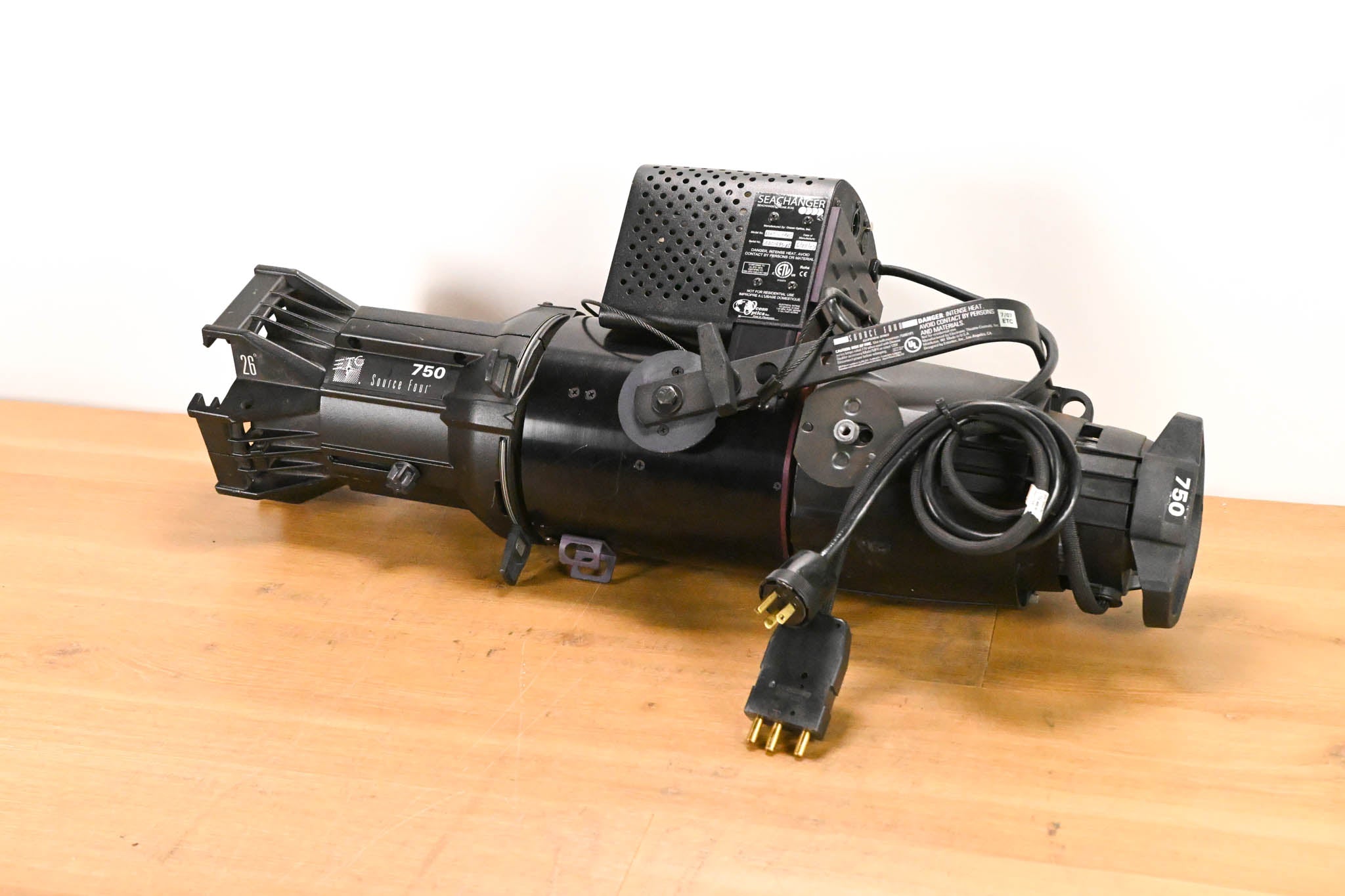 ETC Source Four 750 26 Degree Leko w/OceanOptics SeaChanger Color Engine