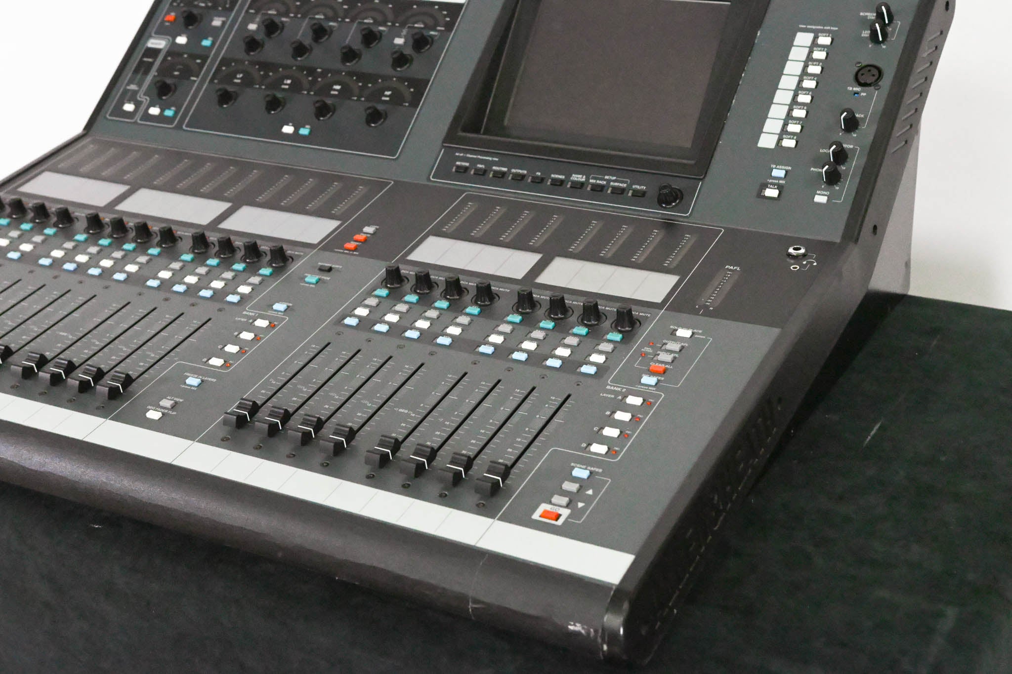 Allen & Heath iLive-T80 Mixing Surface with iDR-48 Fixed Format MixRack