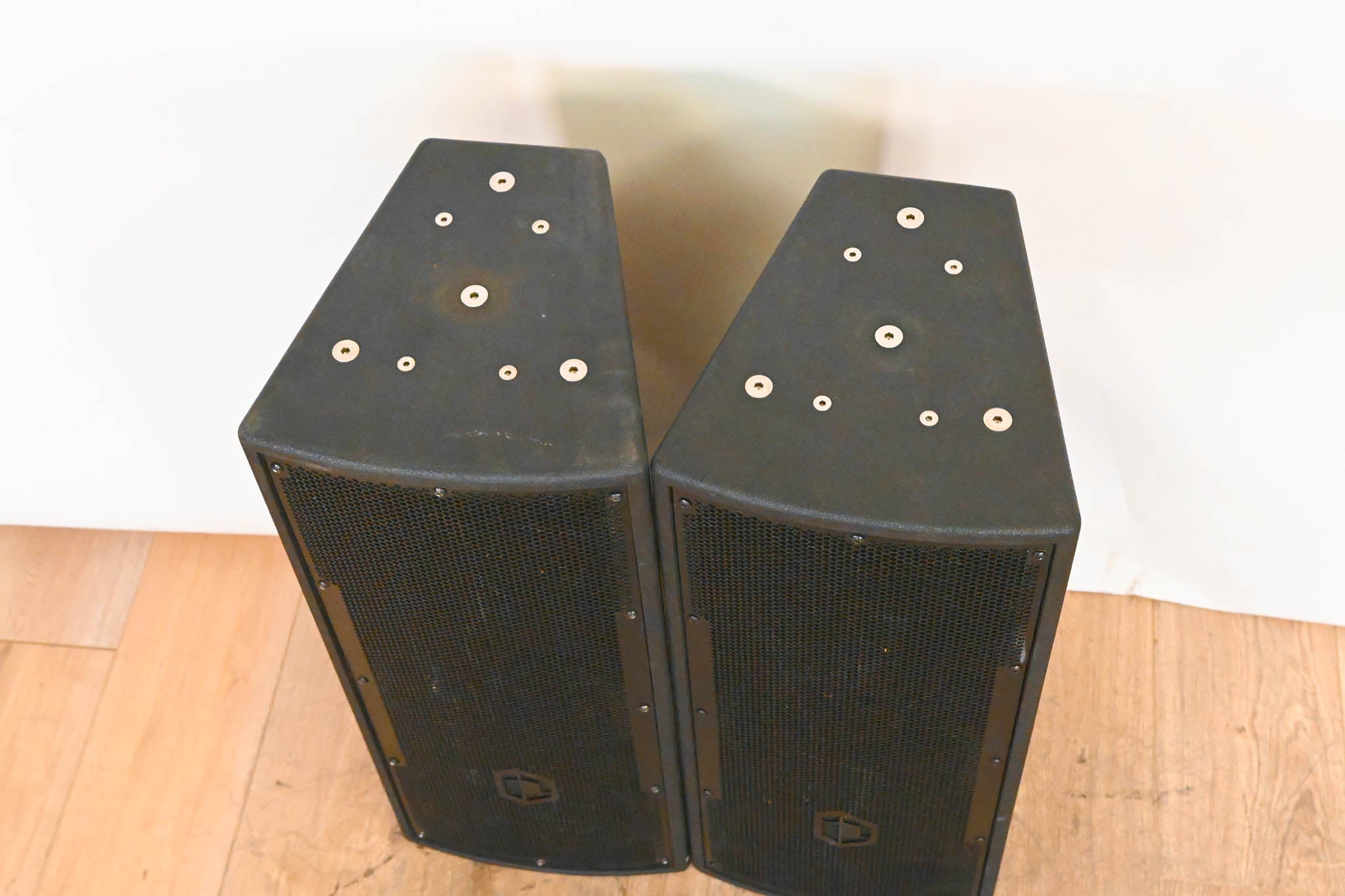 McCauley ID2.208-26 Passive Installation Loudspeaker (PAIR)