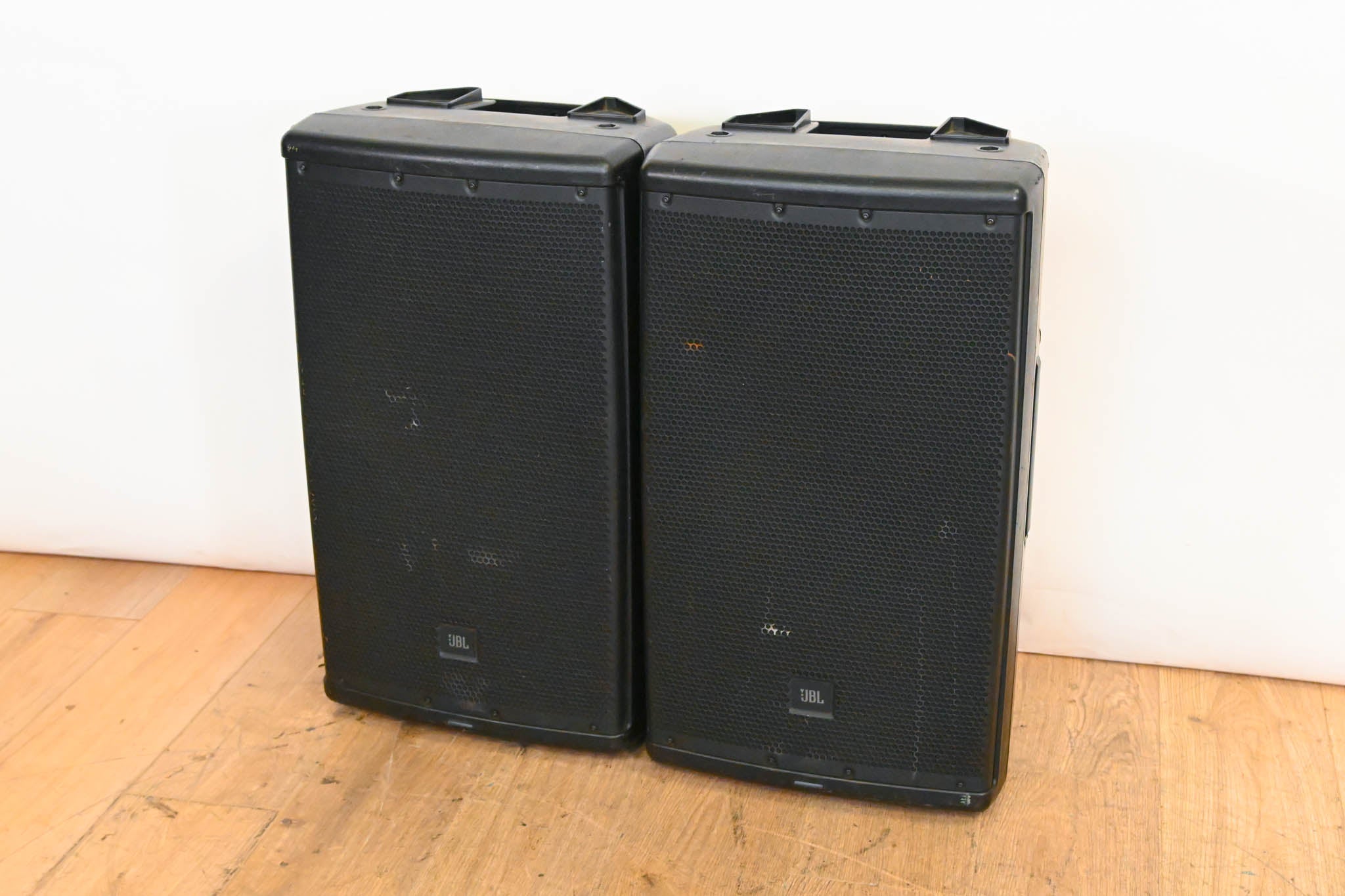JBL EON612 12" 1000W 2-Way Powered Loudspeaker (PAIR)