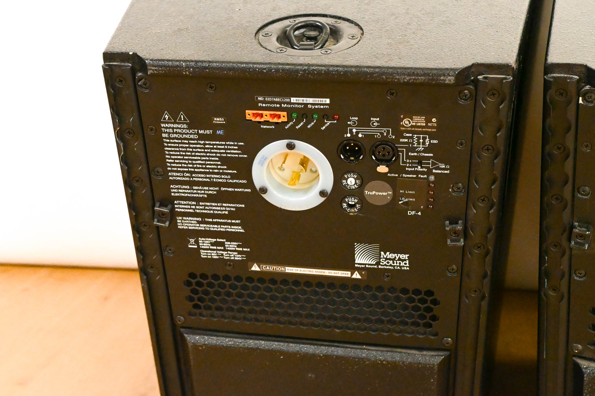 Meyer Sound DF-4 Medium-Throw Down Fill Self-Powered Loudspeaker (PAIR)