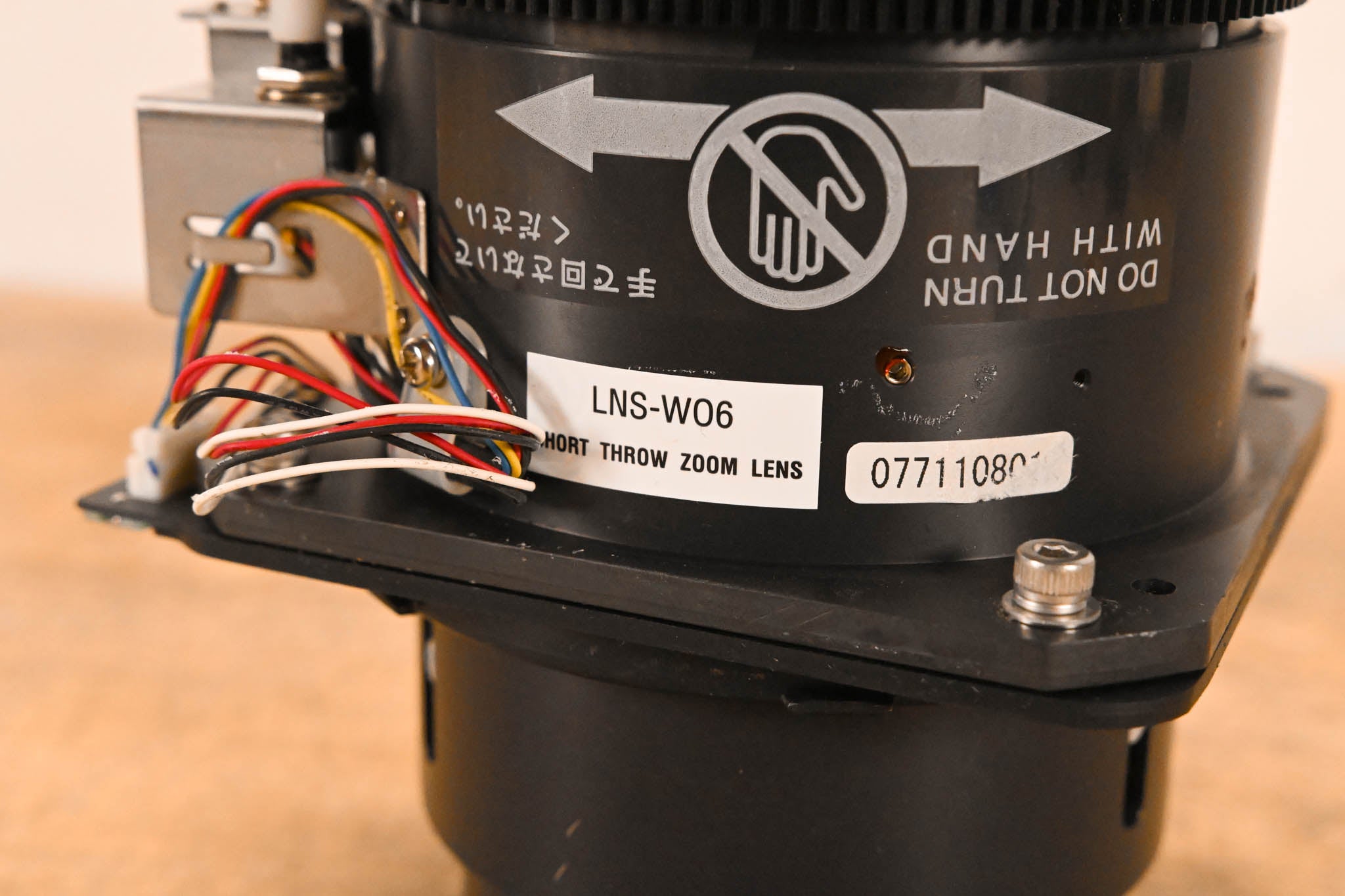 SANYO LNS-W06 Short Throw Zoom Projector Lens