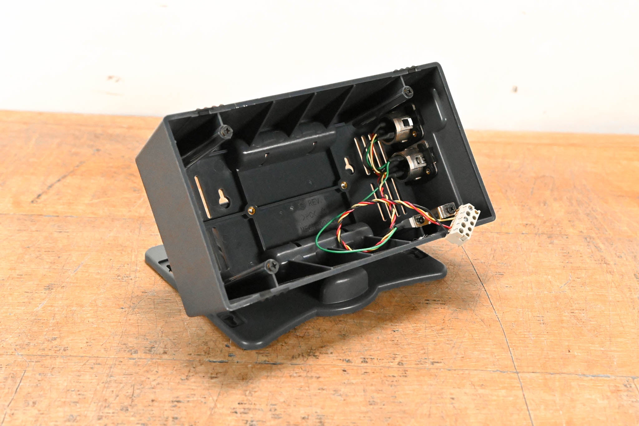 Clear-Com U-BOX-X3 Encore Surface Mount 1 Ch for KB Speaker Stations