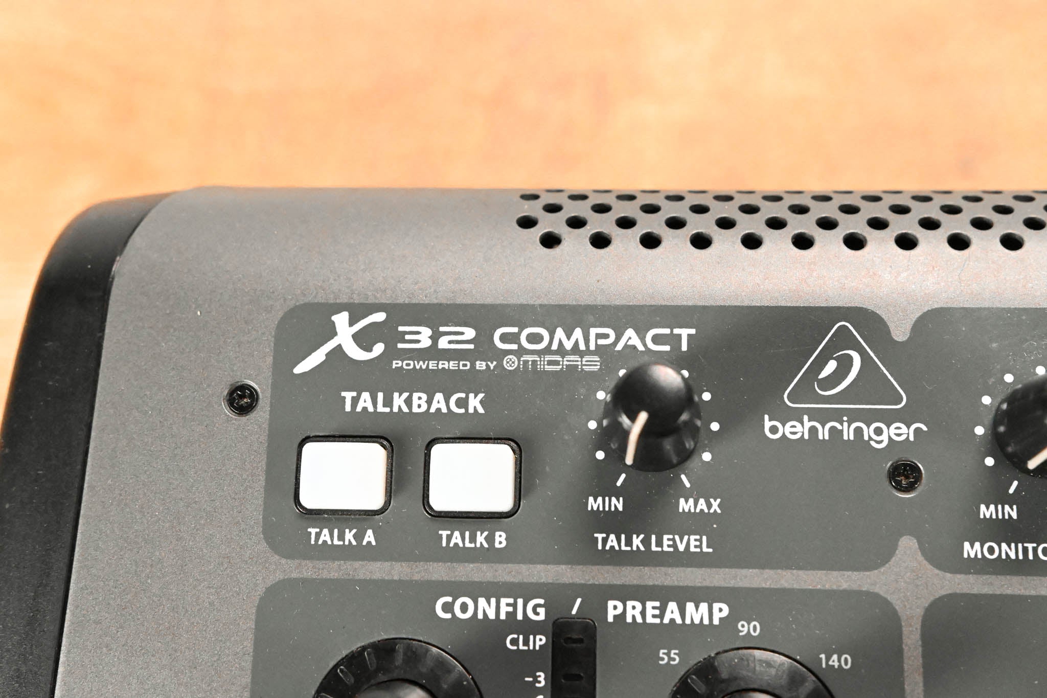 Behringer X32 Compact 40-Channel Digital Audio Console