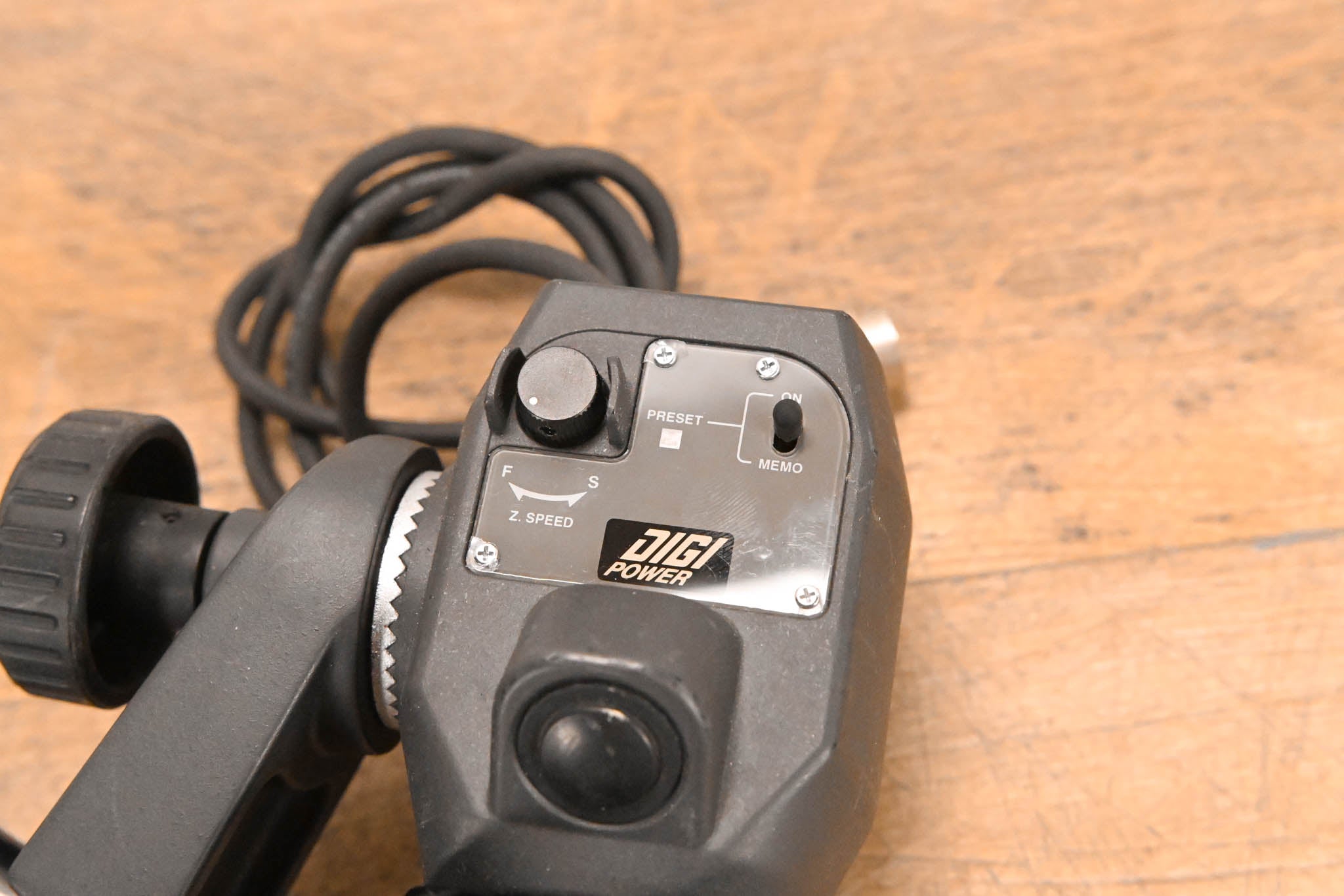 Fujinon ERD-10A-D01M Digital Zoom Demand Controller w/ MCA-06BC Clamp