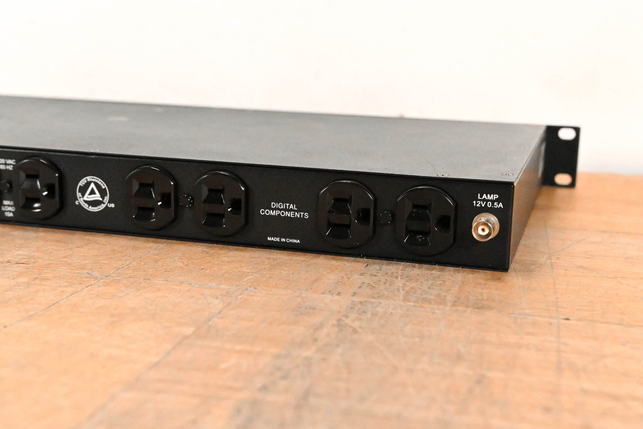 Furman PL-8 Series II 8-Outlet Rackmount Power Conditioner