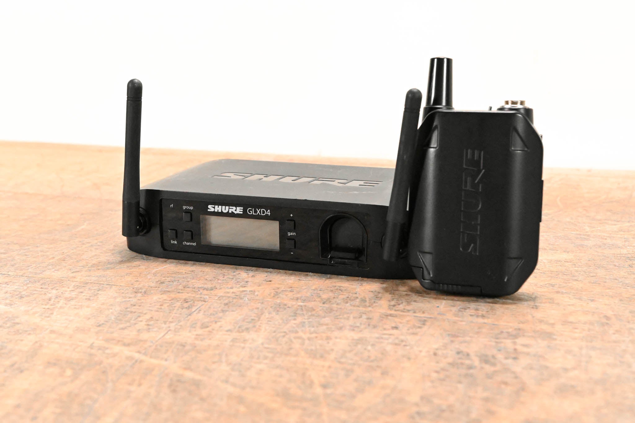 Shure GLXD14-Z2 Digital Wireless Guitar System (2.4 GHz) NO POWER SUPPLY