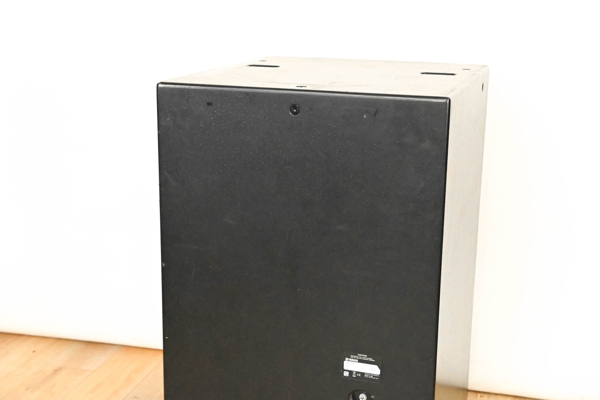 Yamaha IS1218 Dual 18" Passive High Power Subwoofer