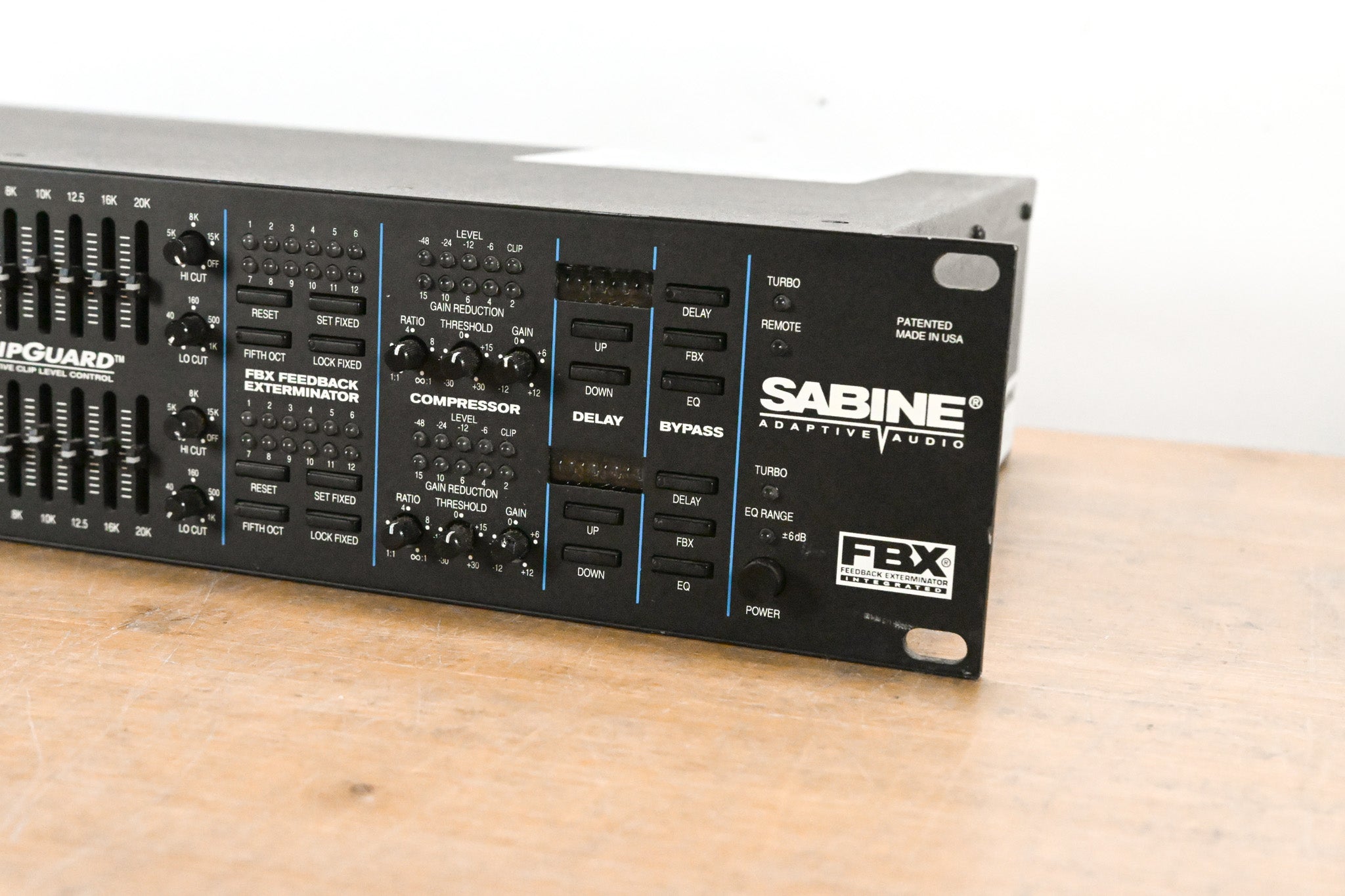 Sabine GRQ-3102 Graphi-Q Digital 2 Channel EQ, Compressor, Delay