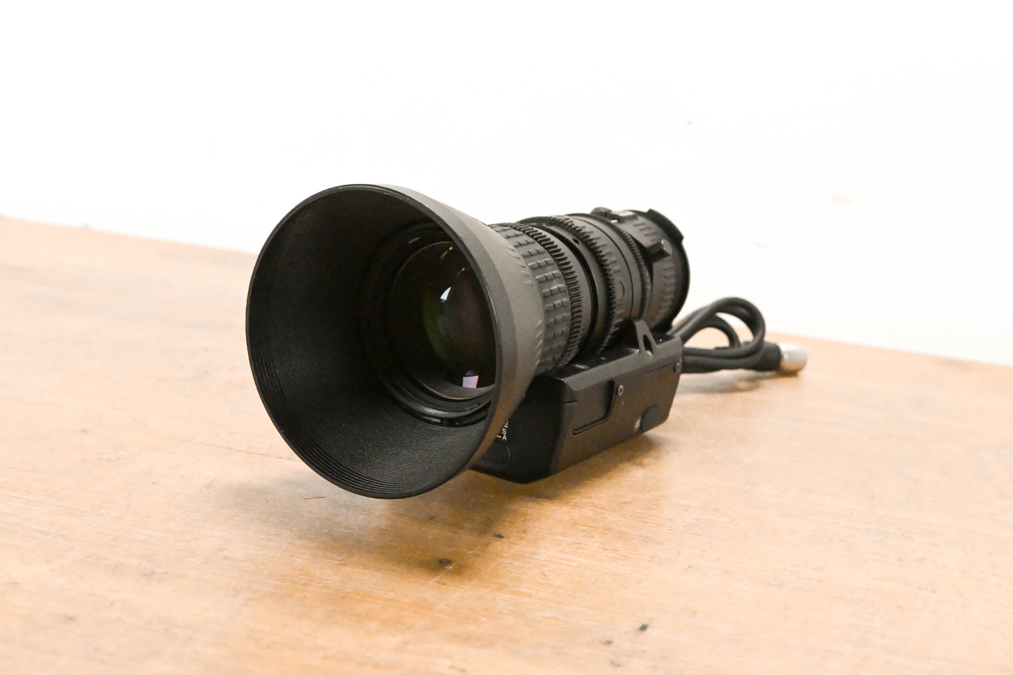 Fujinon S16x7.3BMD-D18 16x Remote Control Lens - 1:1.9/7.3-117mm