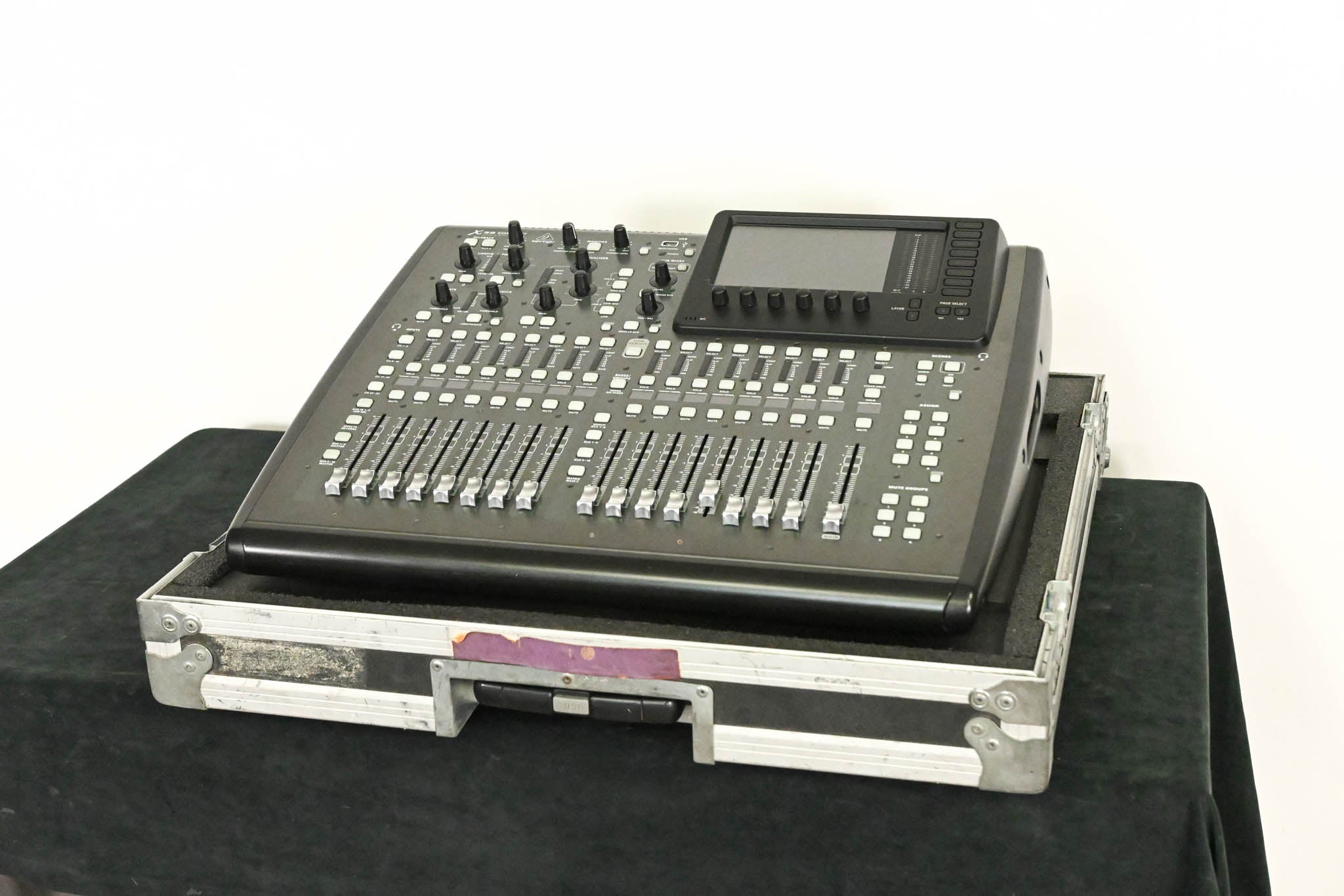 Behringer X32 Compact 40-Channel Digital Audio Console