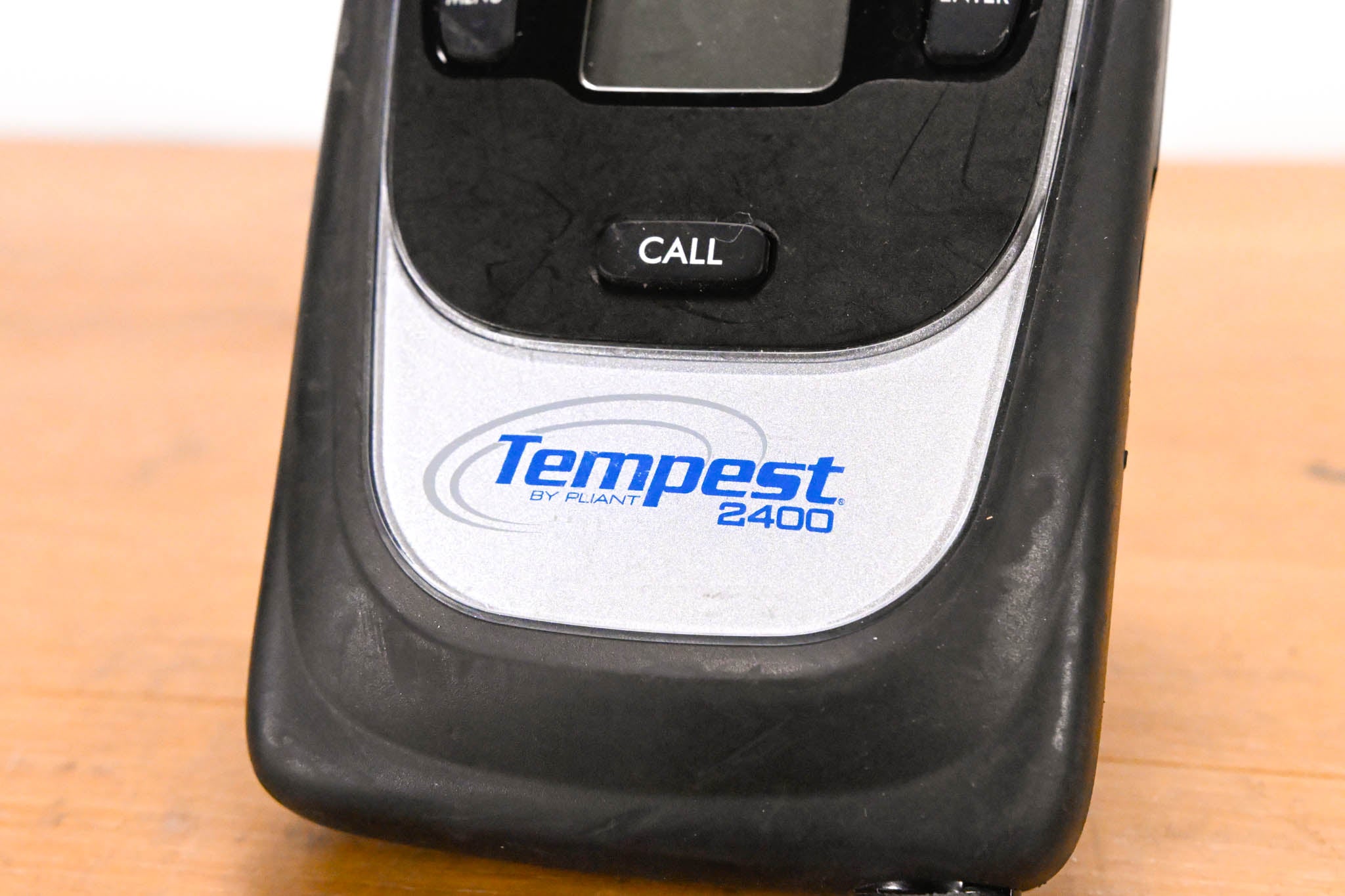 Clear-Com TMR42524INCC Tempest 2400 4-Channel Wireless Belt Station