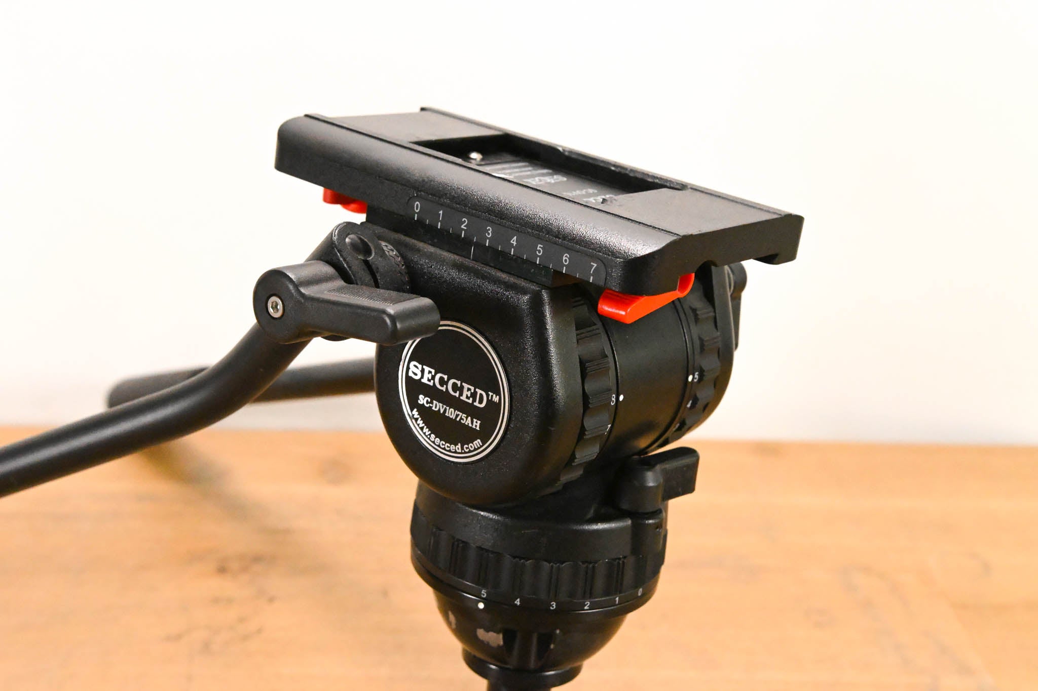 Secced SC-DV10/75AH 75mm Fluid Video Head w/ Dual Pan Bars