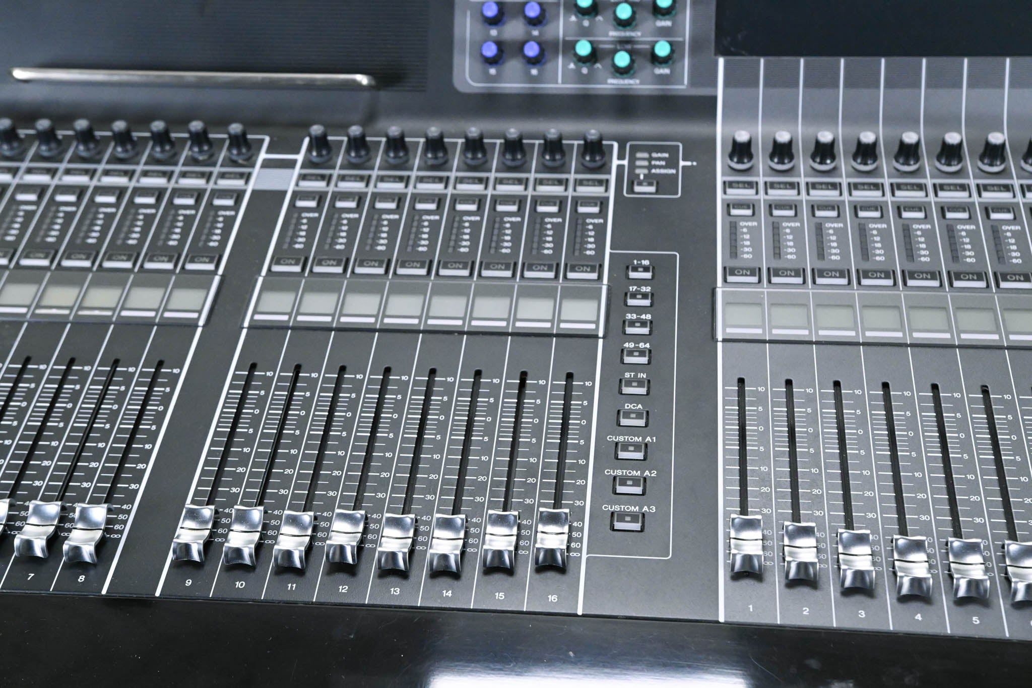 Yamaha CL3 Digital Audio Mixing Console