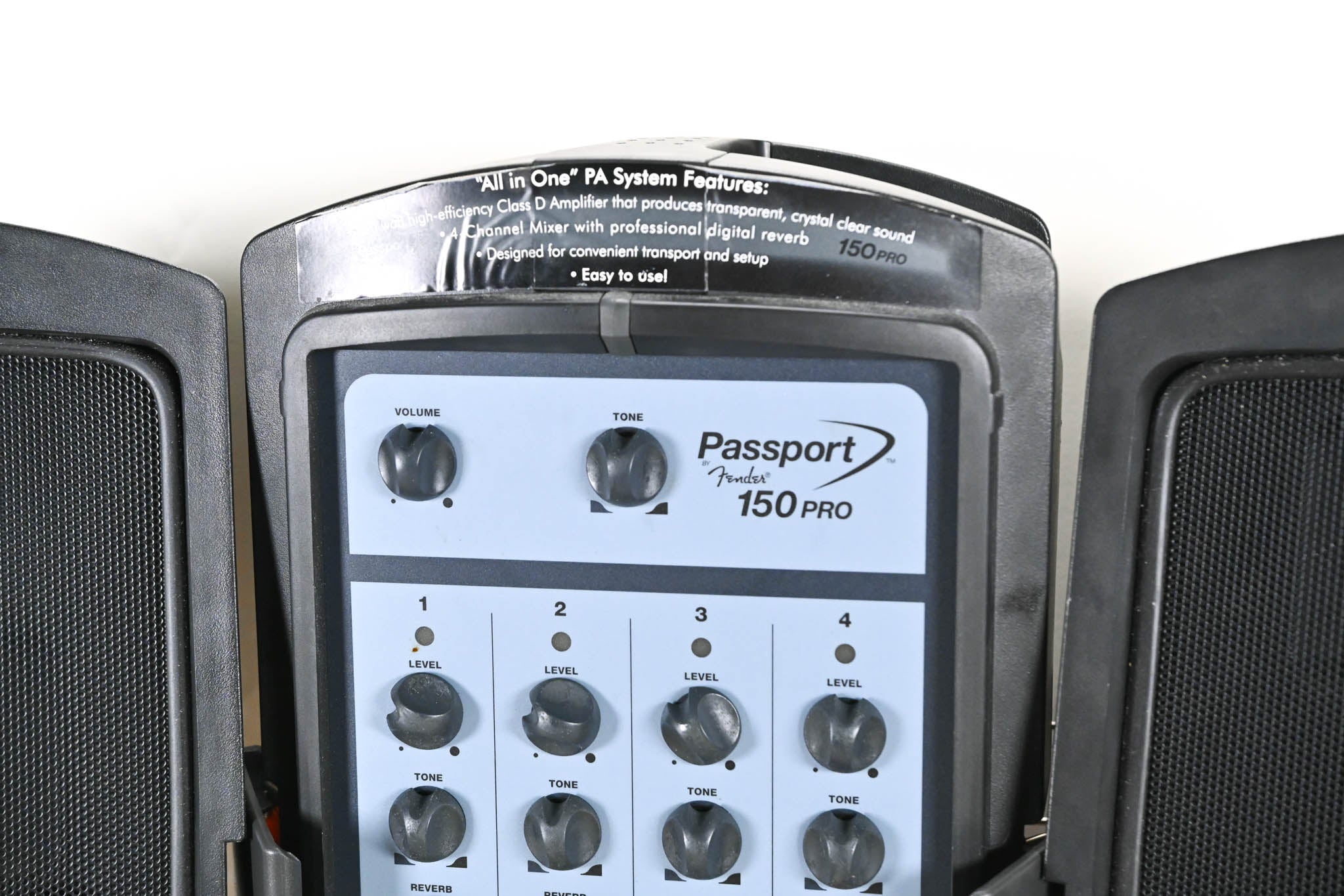Fender Passport P-150 Pro 4-Channel Portable PA System