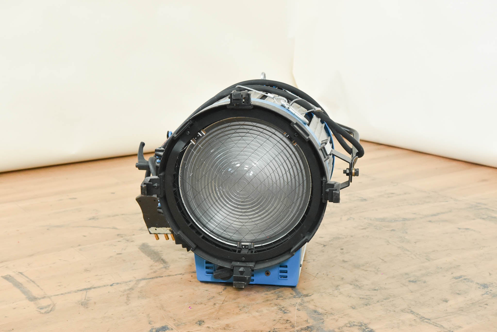 ARRI Studio 5000 Tungsten Fresnel Spotlight