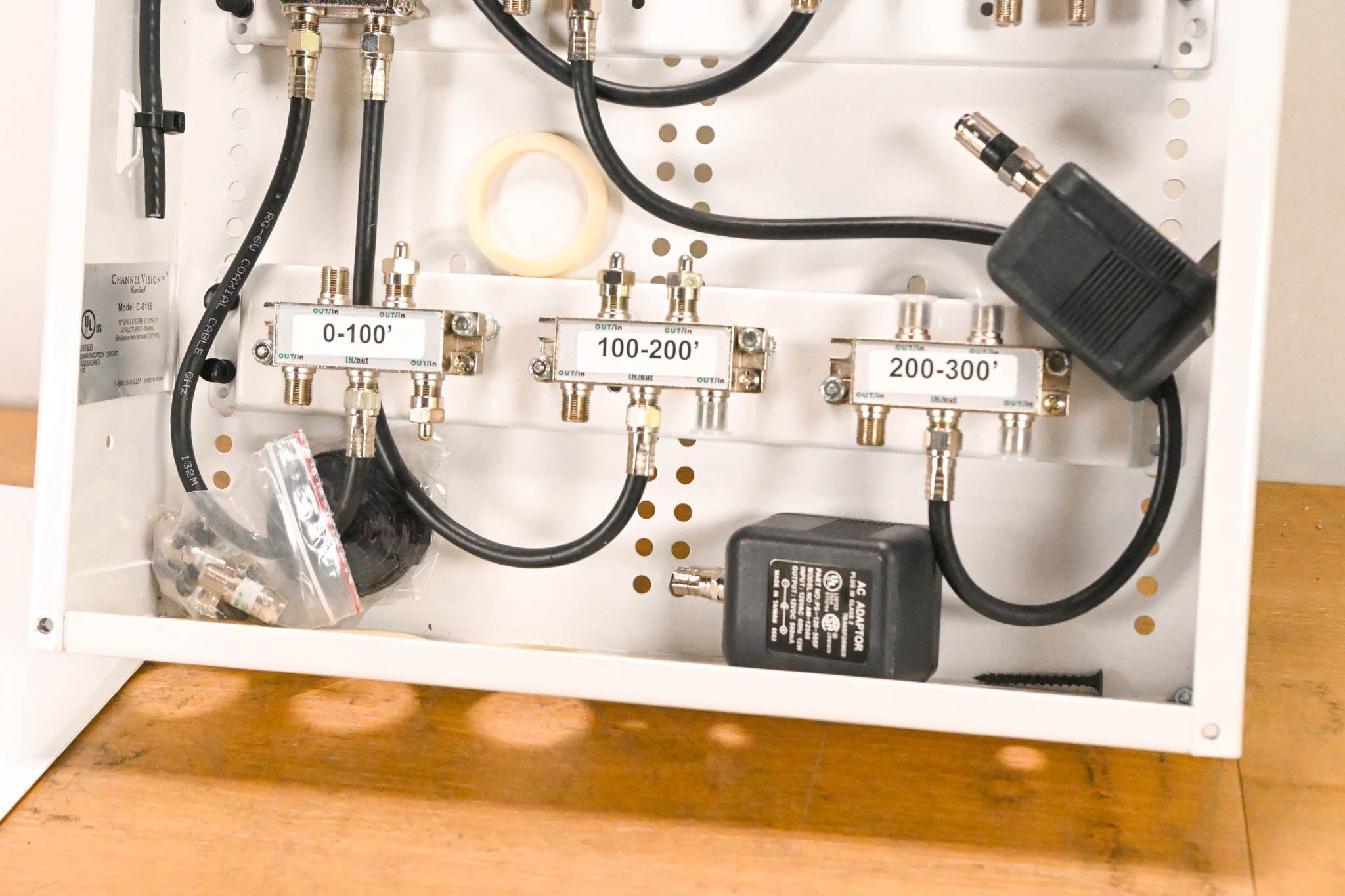 Channel Vision DP-3/12-II Amplified RF Coax Distribution Panel