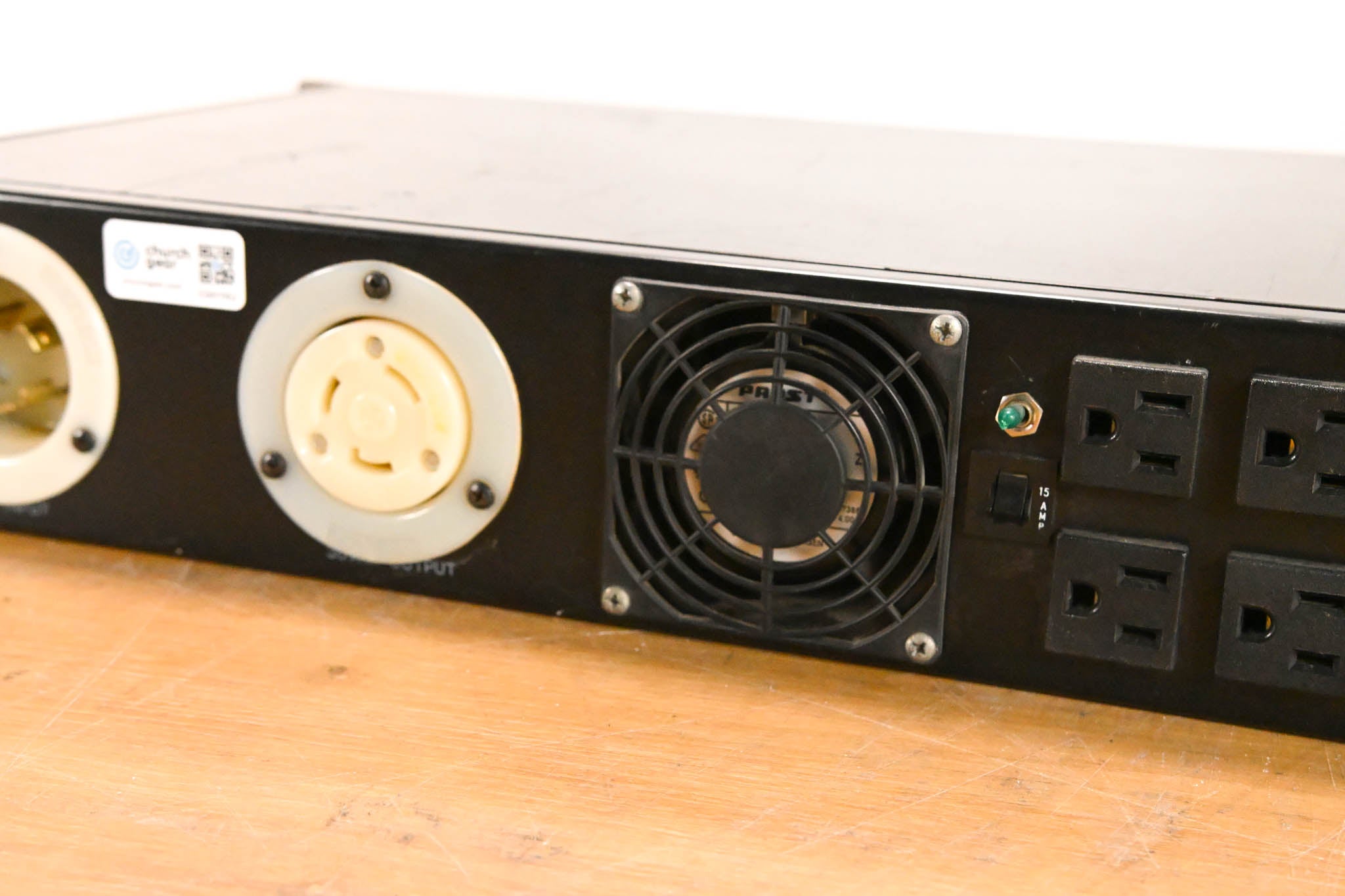Juice Goose Omega 30 2U 30-Amp Rackmount Power Distribution Unit