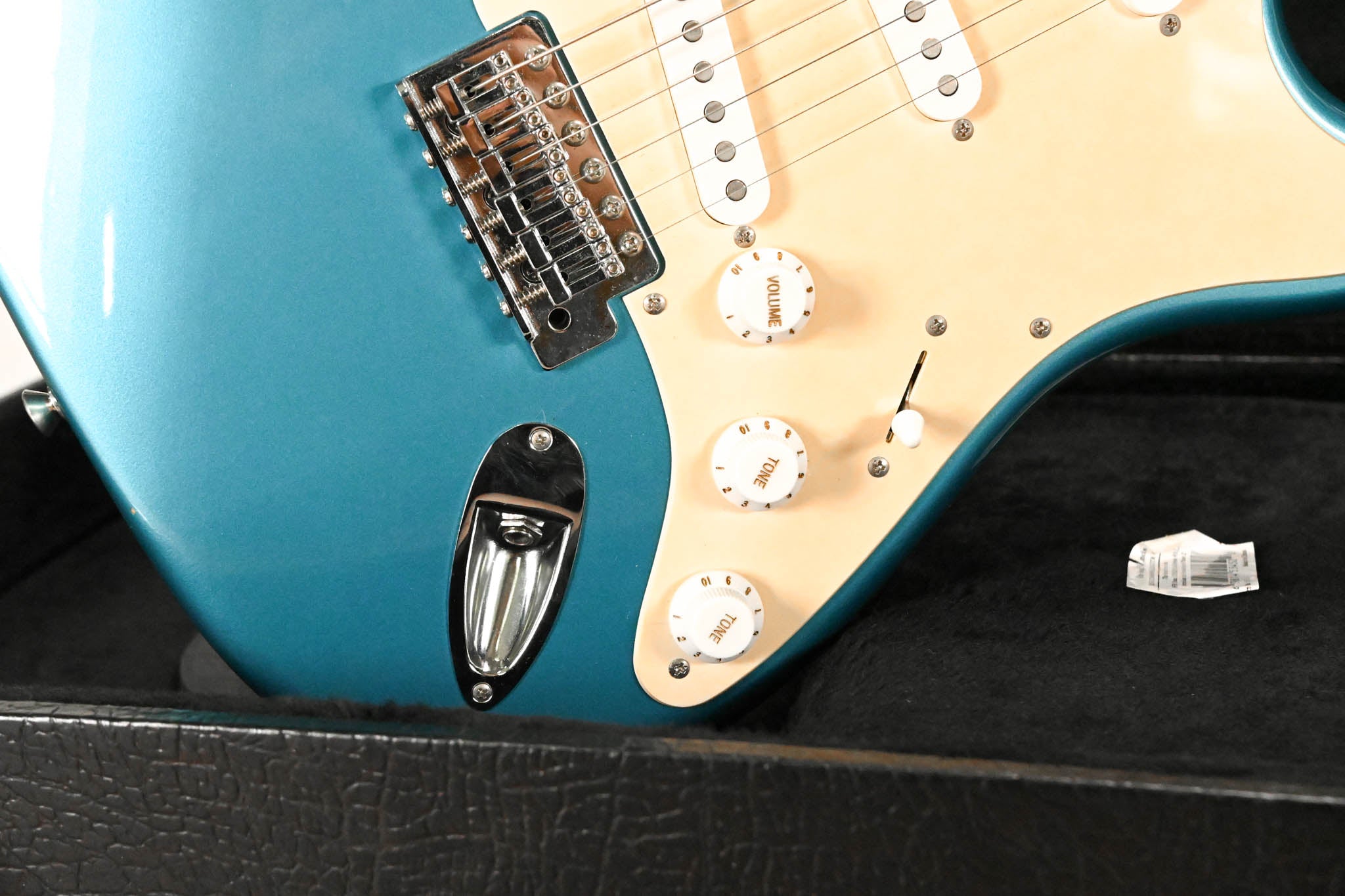 Squier Affinity Series Stratocaster - Blue with Hardshell Case
