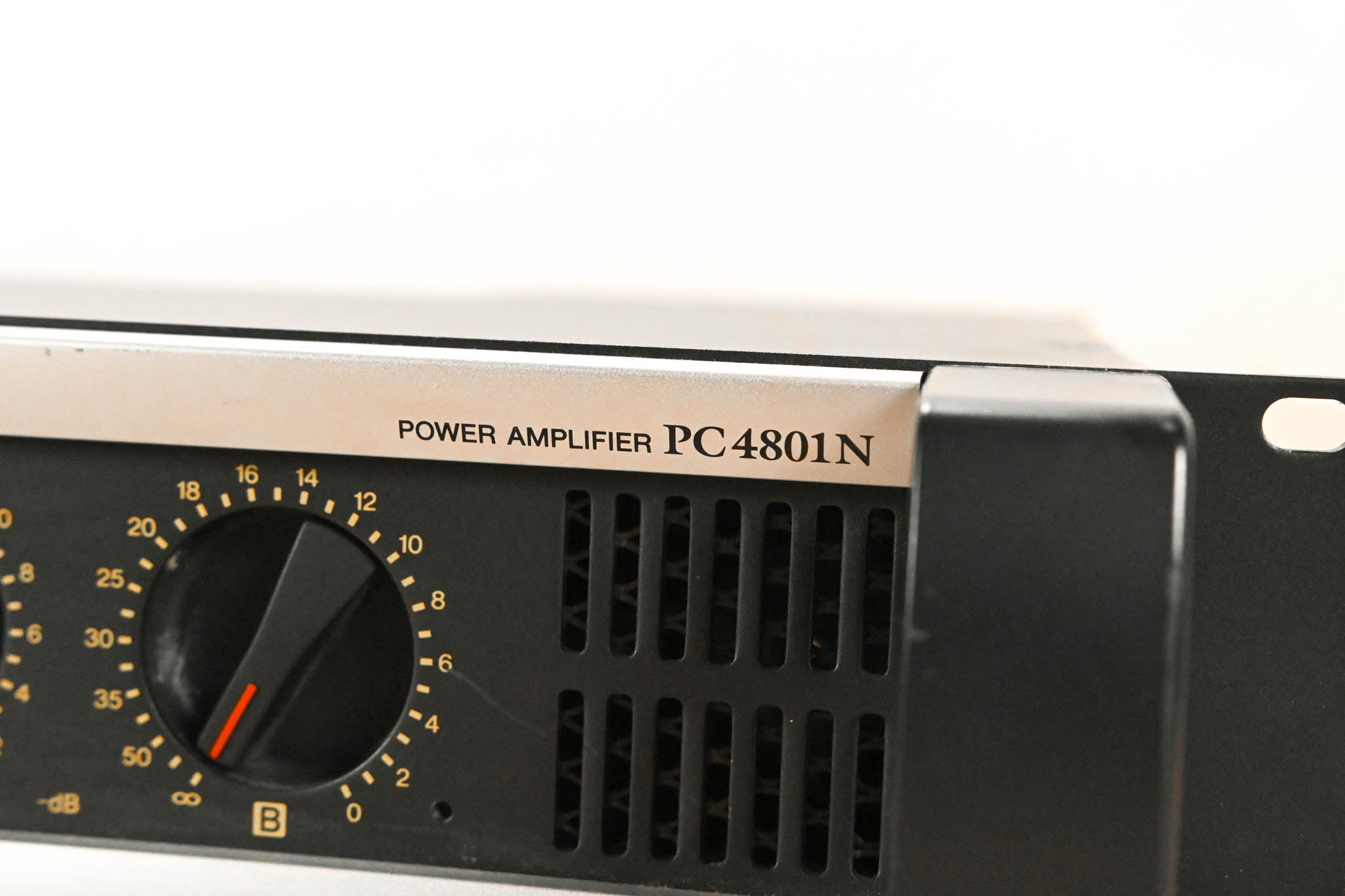 Yamaha PC4801N 2-Channel 475W Power Amplifier
