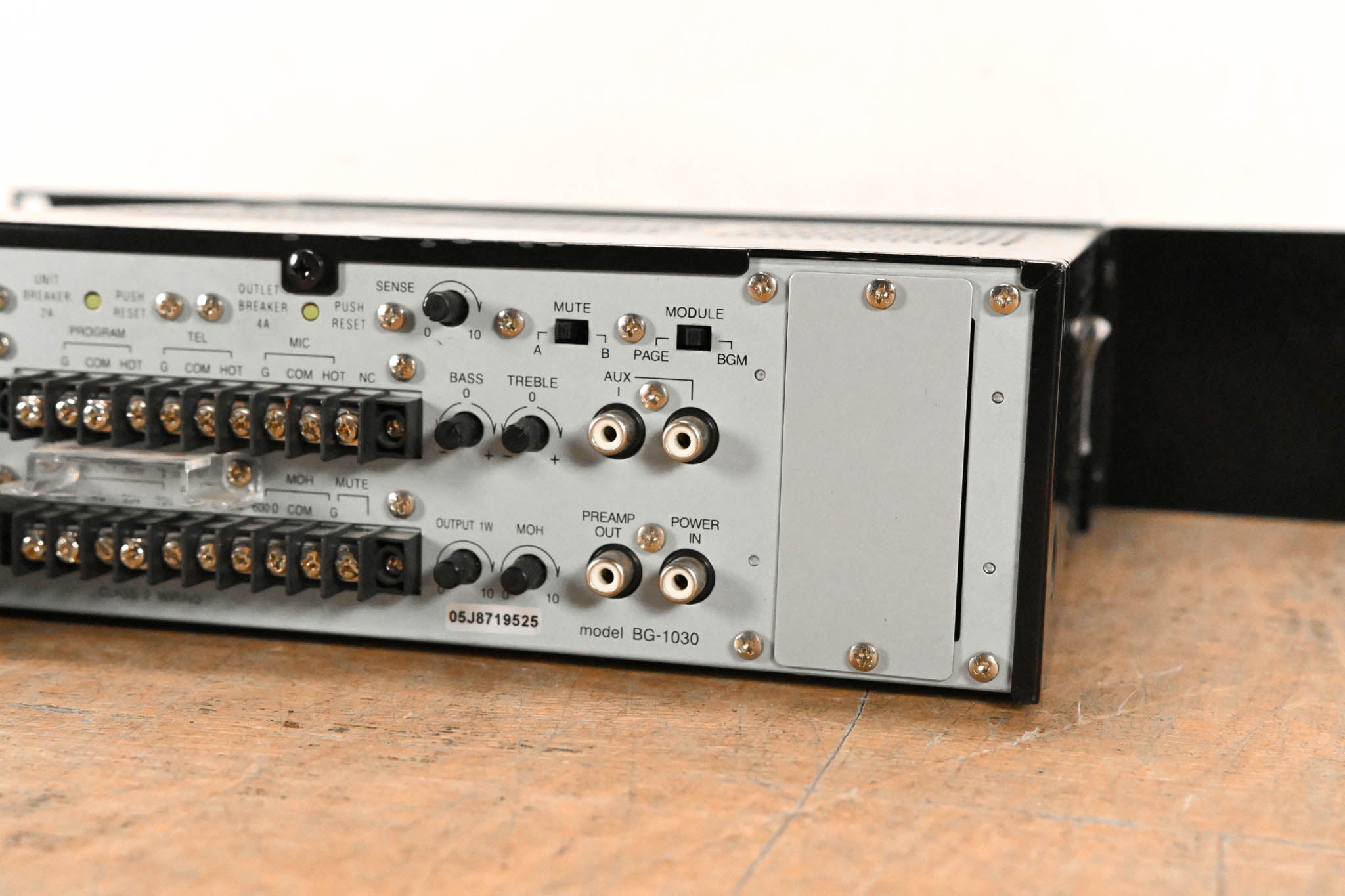 TOA BG-1030 5-Channel Mixer/Amplifer