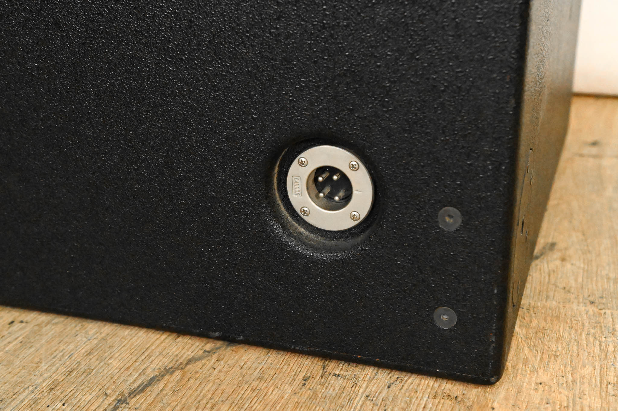 Meyer Sound UltraSeries USW-1 Dual 15" Passive Subwoofer