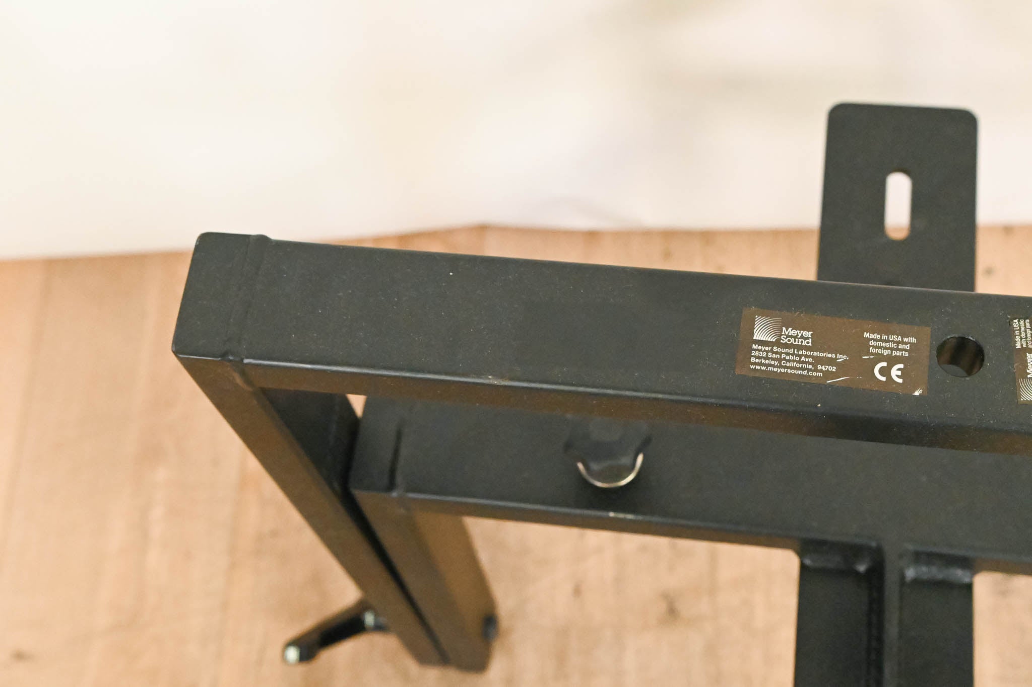 Meyer Sound MYA-UPQ Mounting Cradle Style Yoke for UPQ Speaker