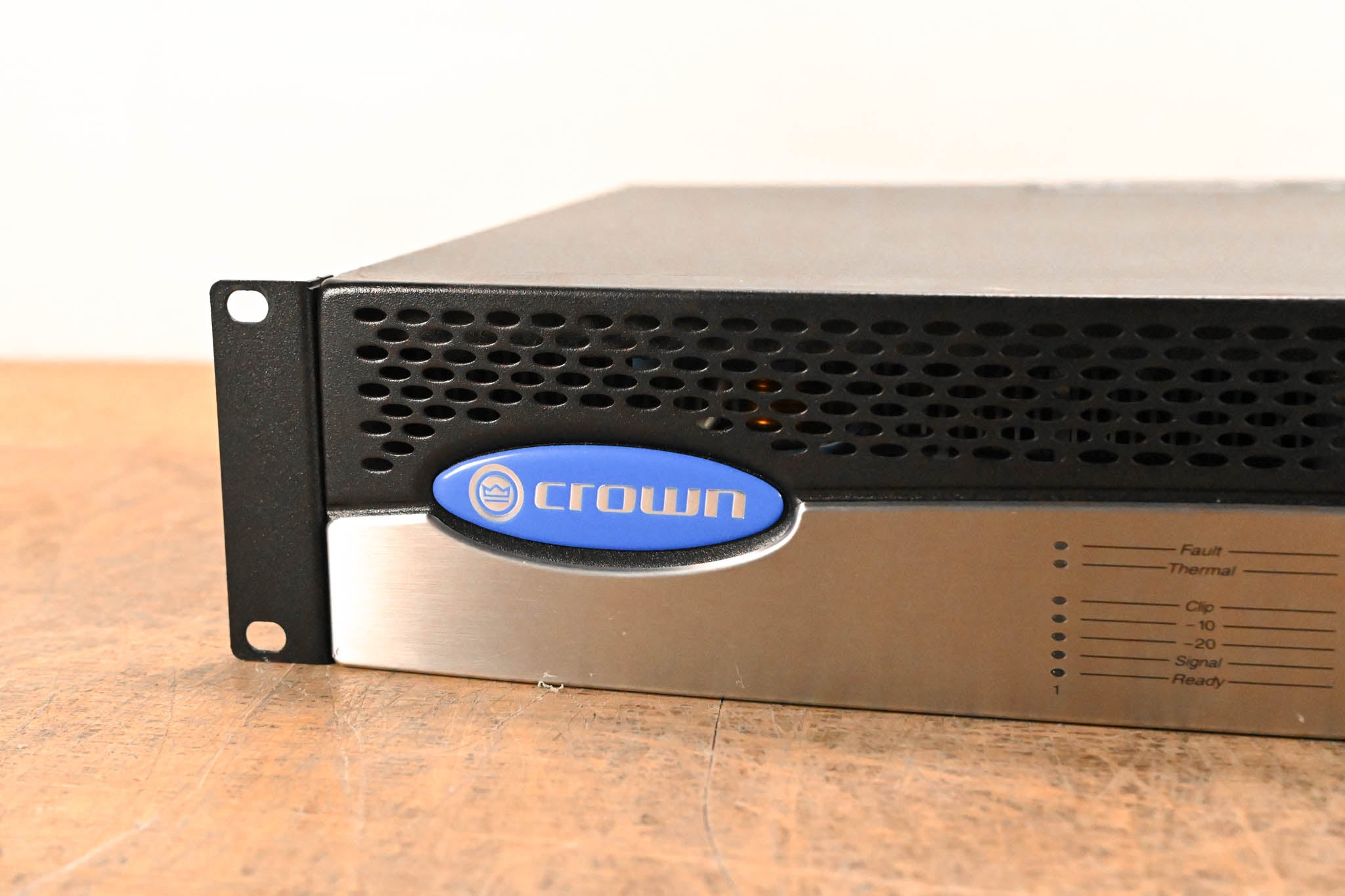 Crown CTs 1200 Two-Channel 600W Power Amplifier