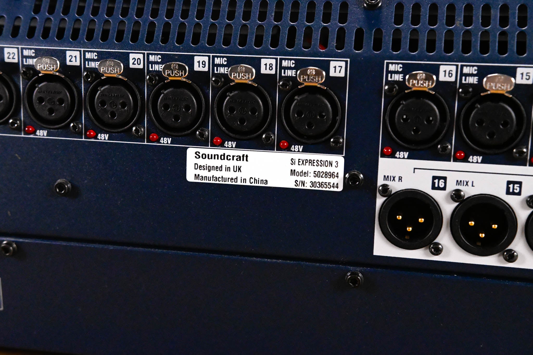 Soundcraft Si Expression 3 32-Channel Digital Mixer CG01X6L