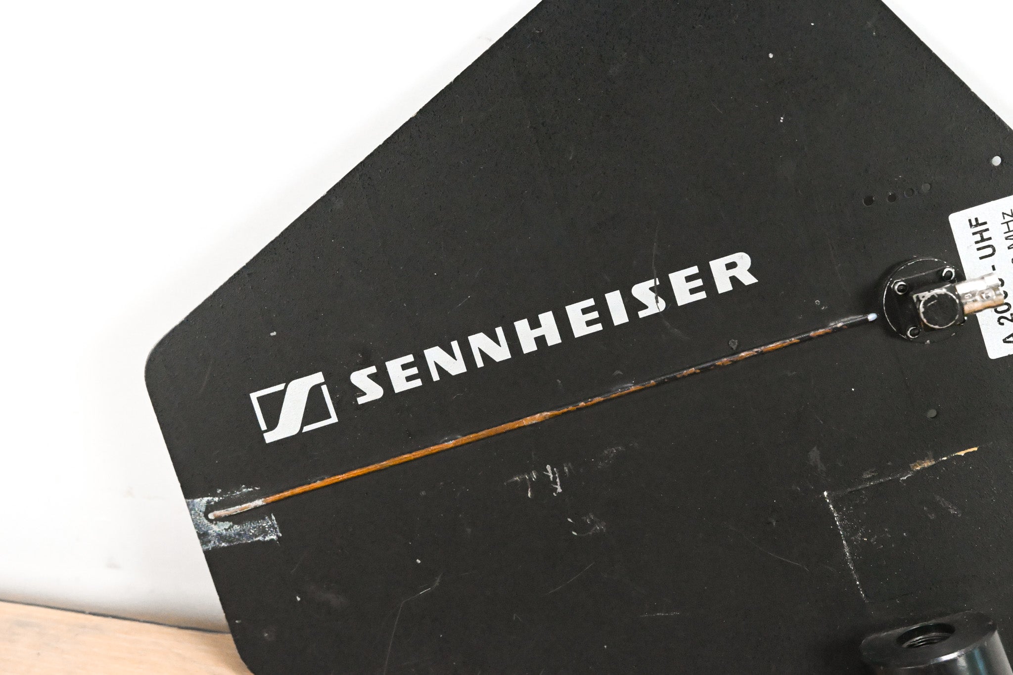 Sennheiser A-2003-UHF Passive Directional Antenna - 450-960 MHz