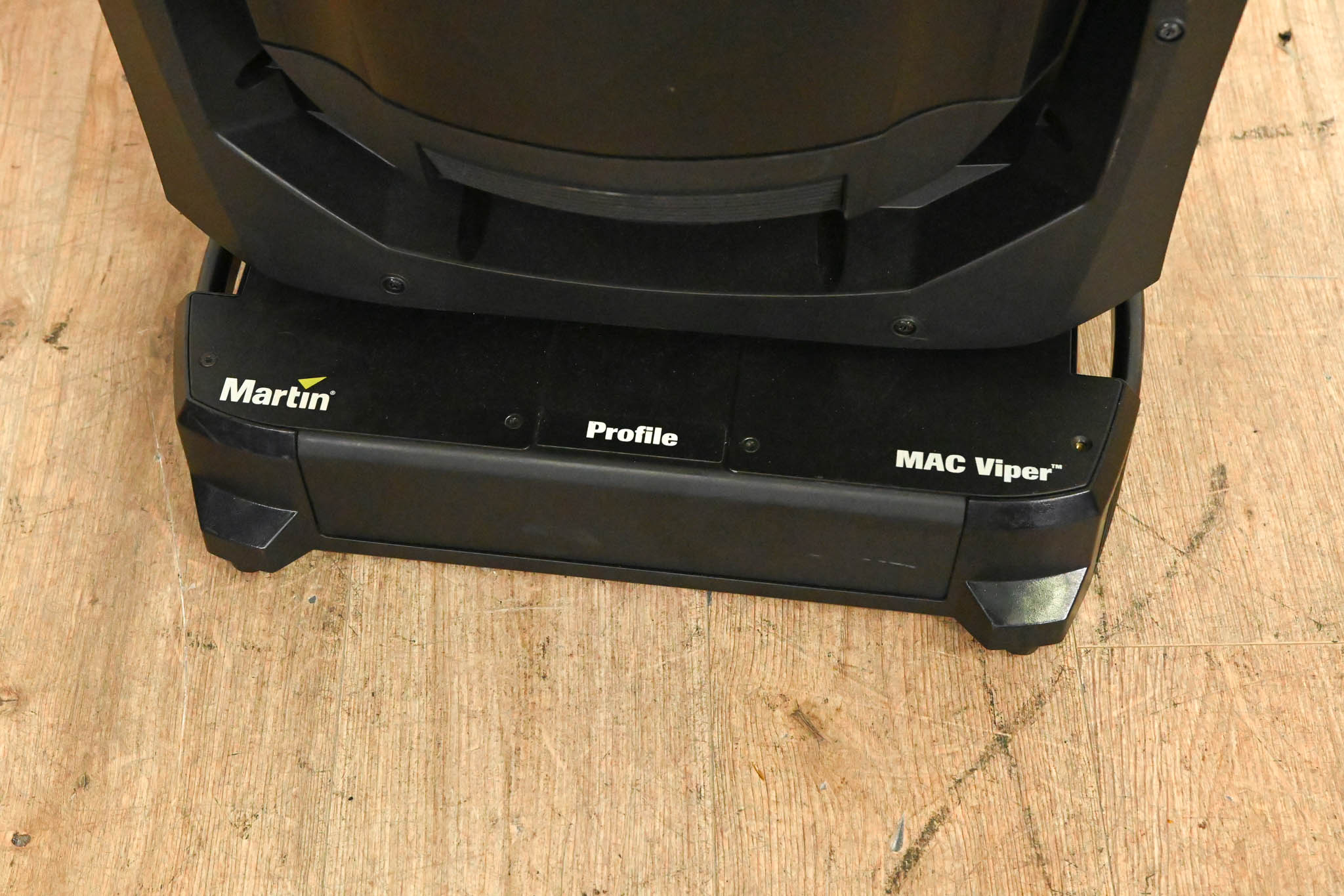 Martin MAC Viper Profile High Output Discharge-Based Moving Light
