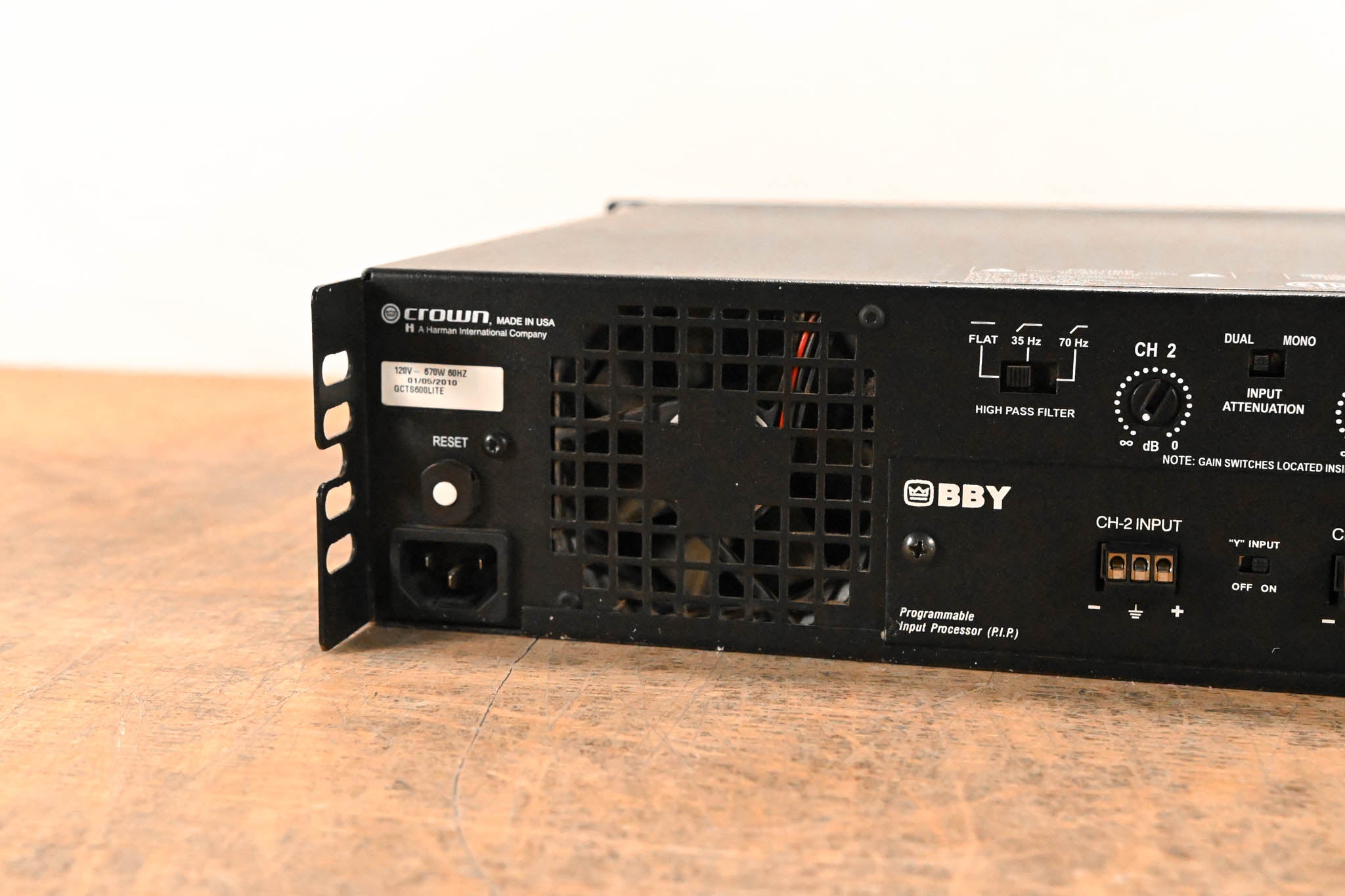 Crown CTs 600 Two-Channel 300W Power Amplifier