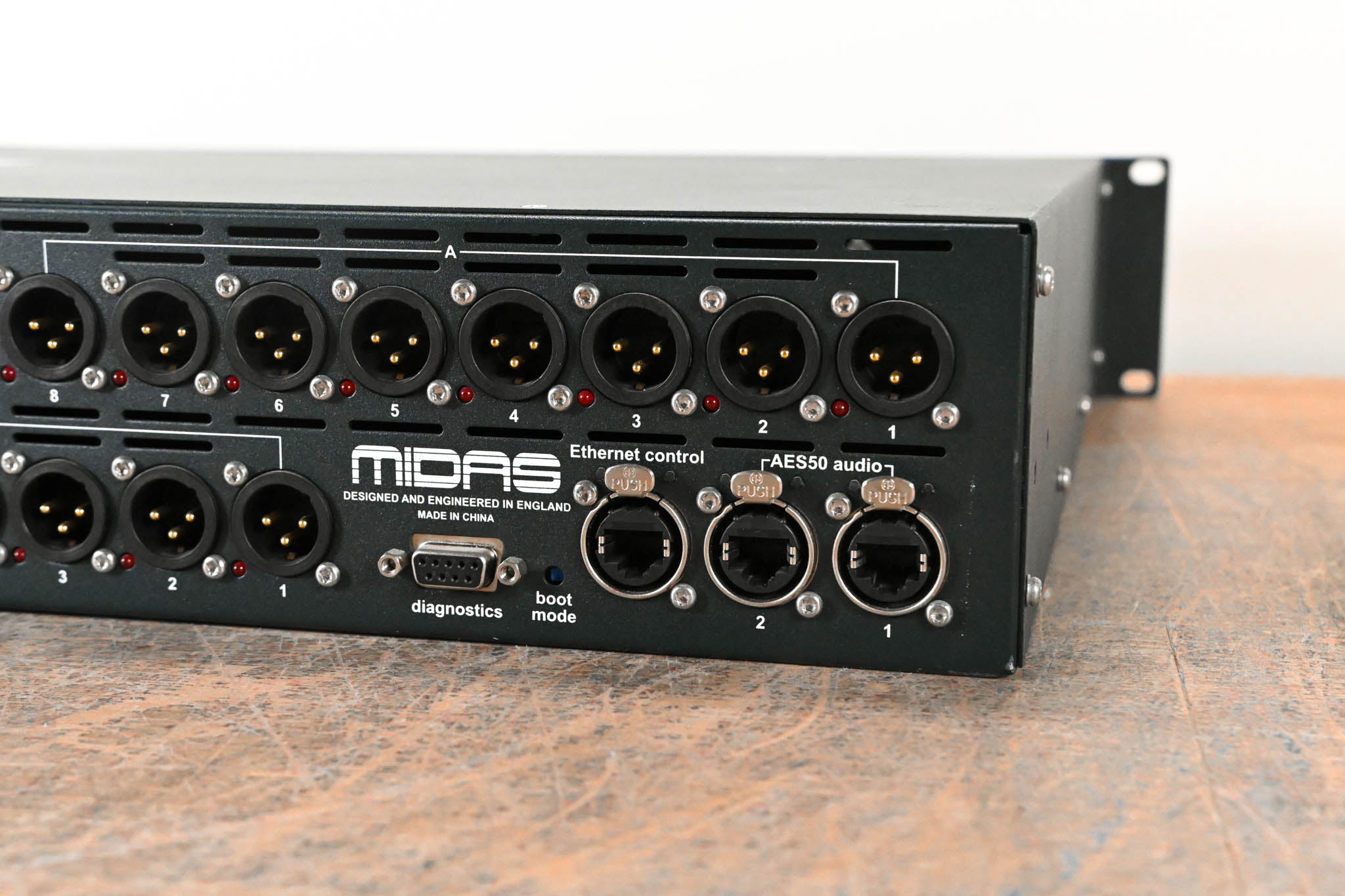 Midas DL152 PRO Series 24-Output Stage Box