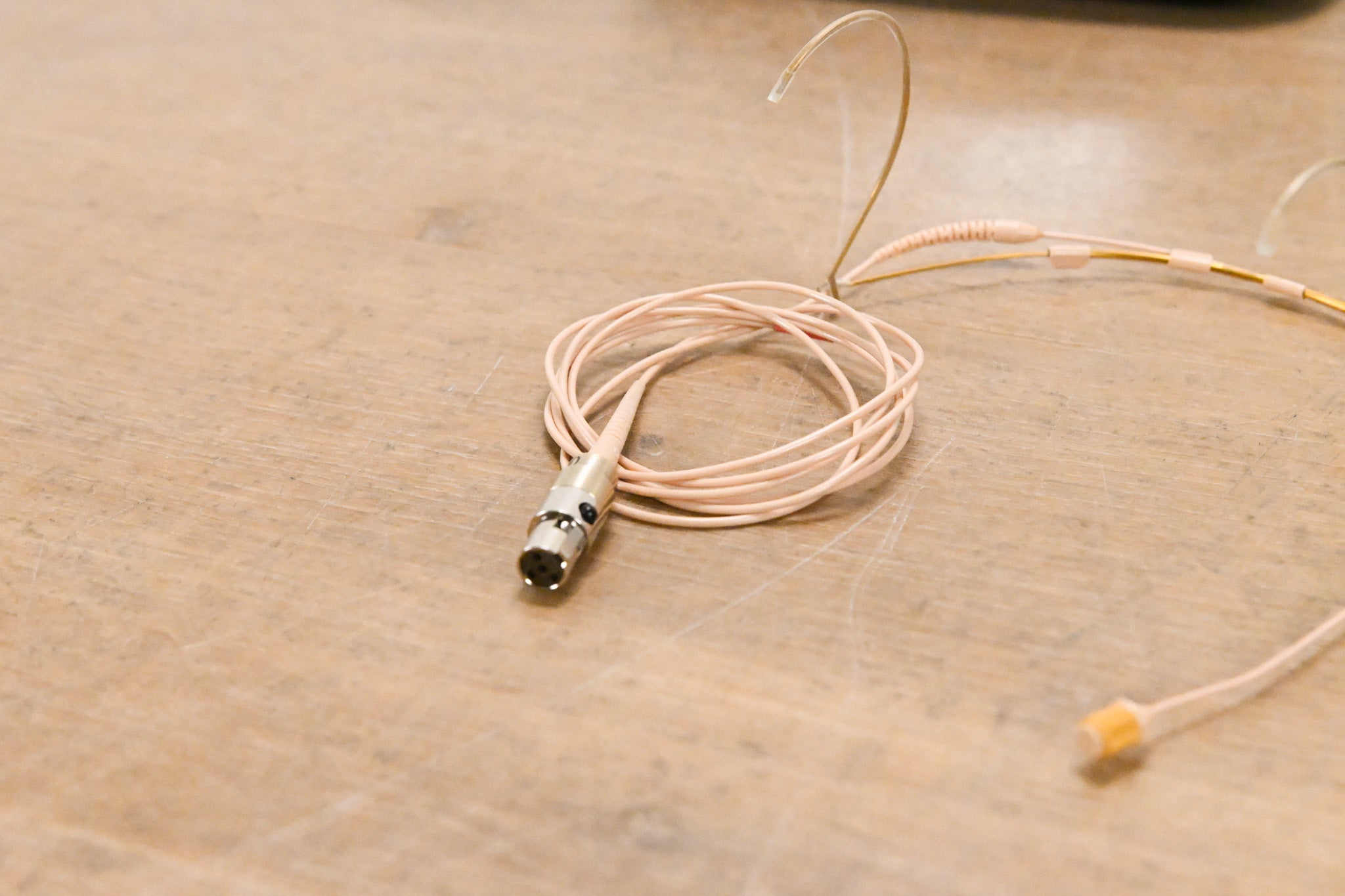 DPA Microphones 4088 CORE Directional Headset Mic, Beige, TA4F Connector