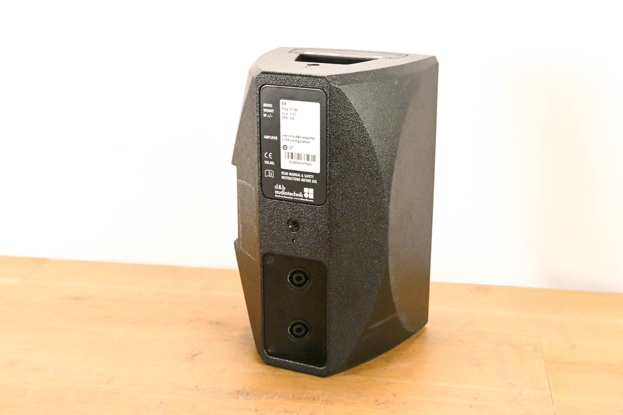 d&b audiotechnik E6 2-Way Passive Coaxial Loudspeaker