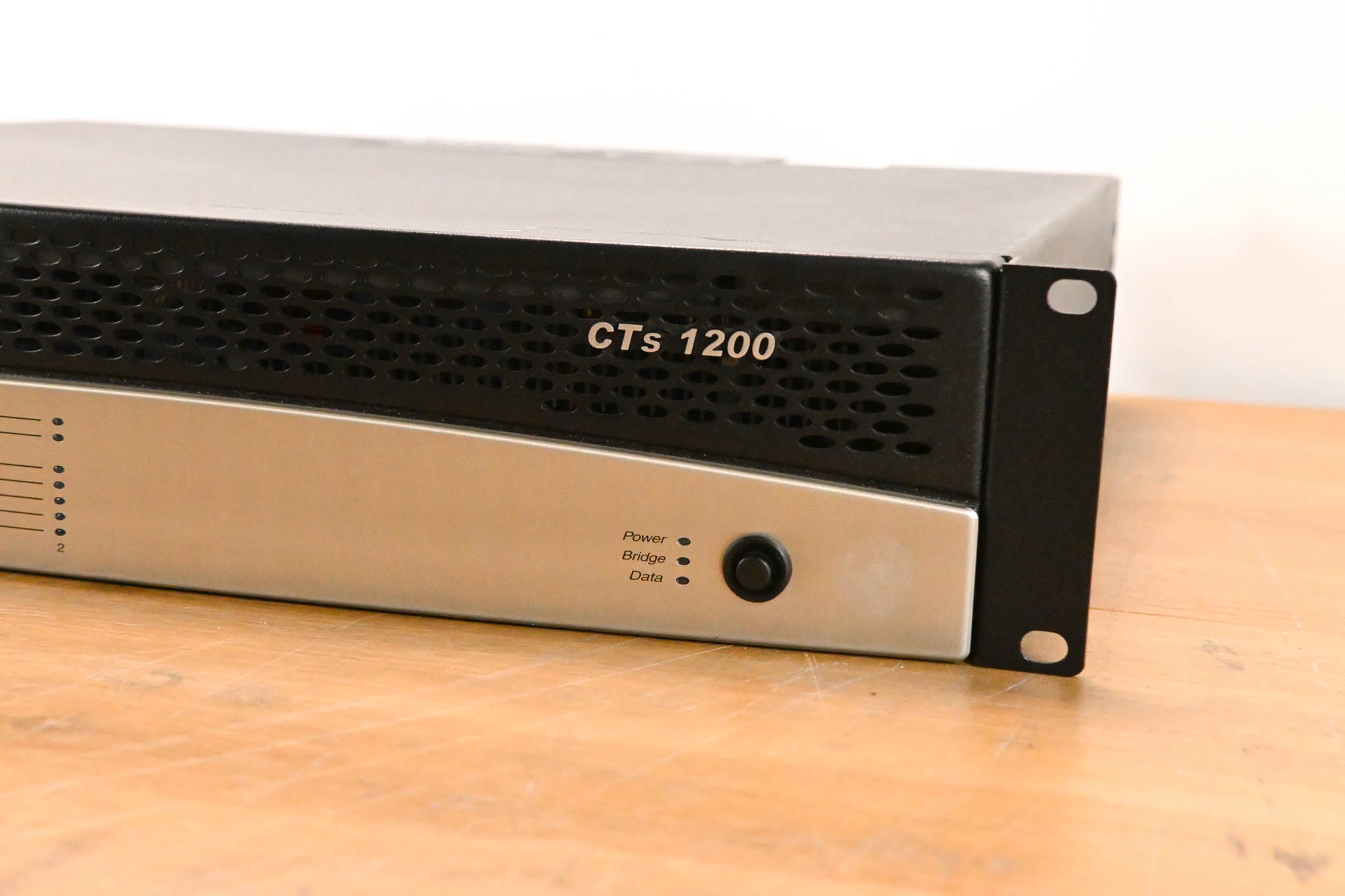 Crown CTs 1200 Two-Channel 600W Power Amplifier