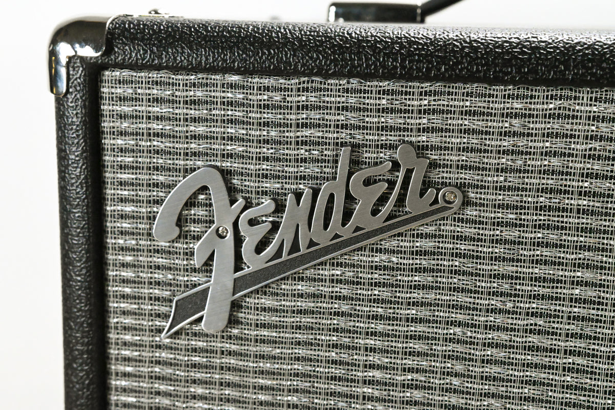 Fender Rumble 25 V3 25W 1x8" Bass Combo Amplifier