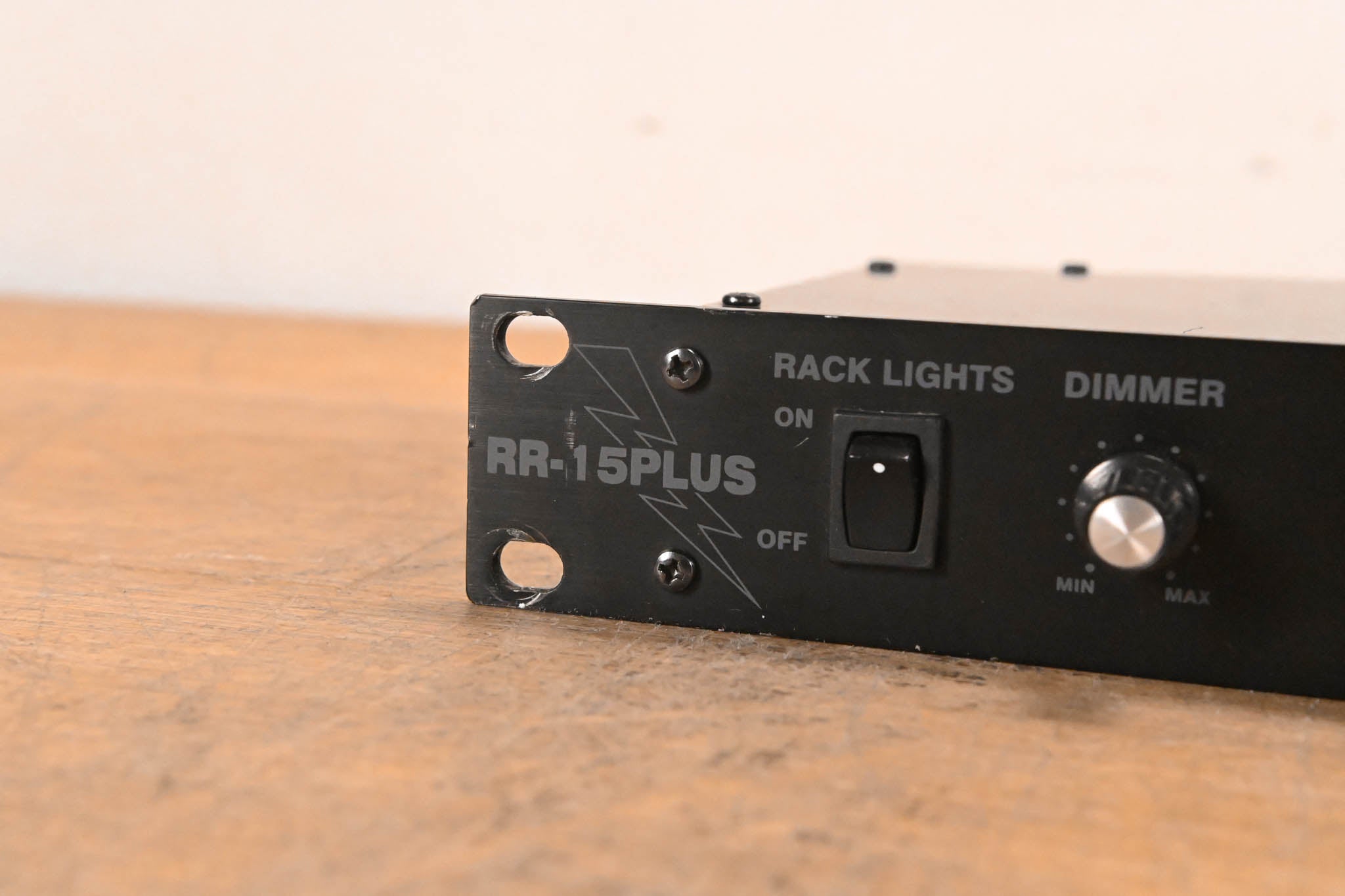 Furman RackRider RR-15PLUS 1RU Power Conditioner w/ Lights + V-Meter