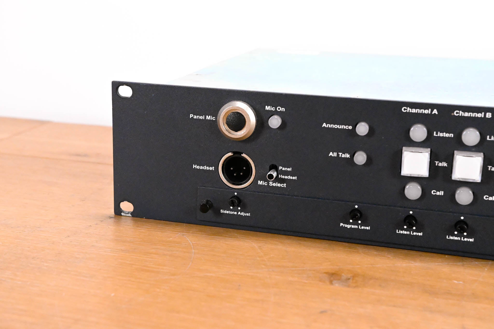 Clear-Com RM-704 2RU 4-Channel Intercom Remote Station