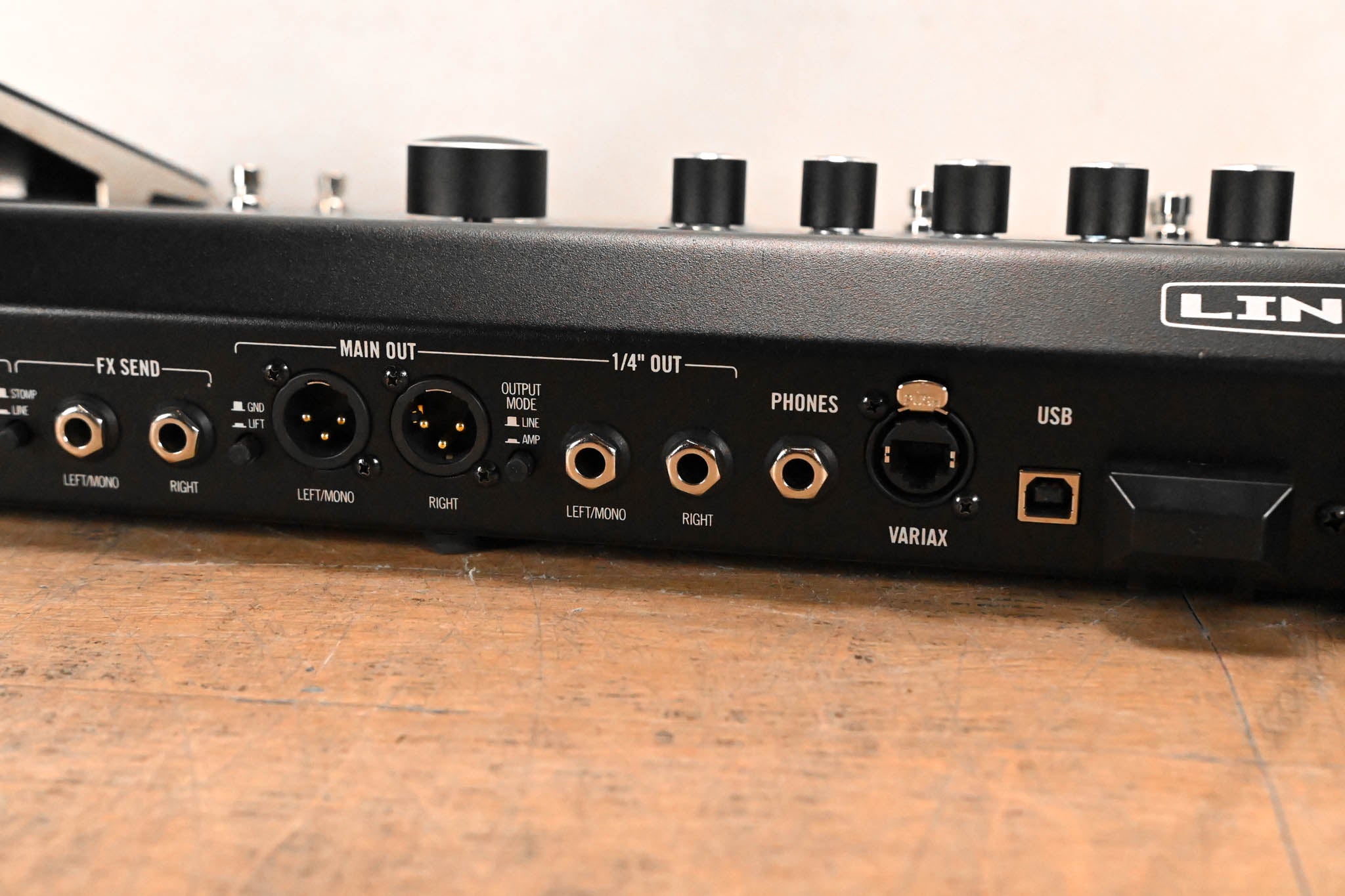 Line 6 Firehawk FX P29-1 Guitar Multi-Effects Floor Processor