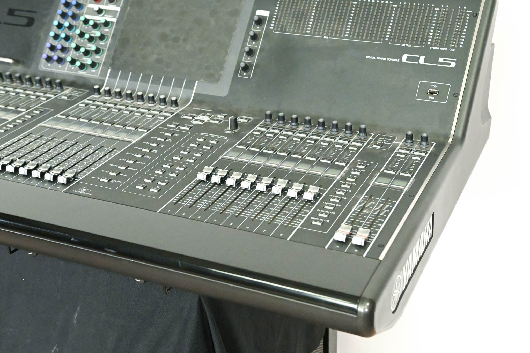 Yamaha CL5 72-Channel Digital Mixing Console